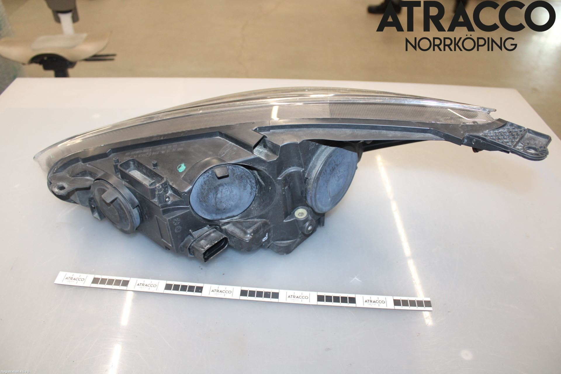 Ford FOCUS 15-18 Frontlykt Høyre