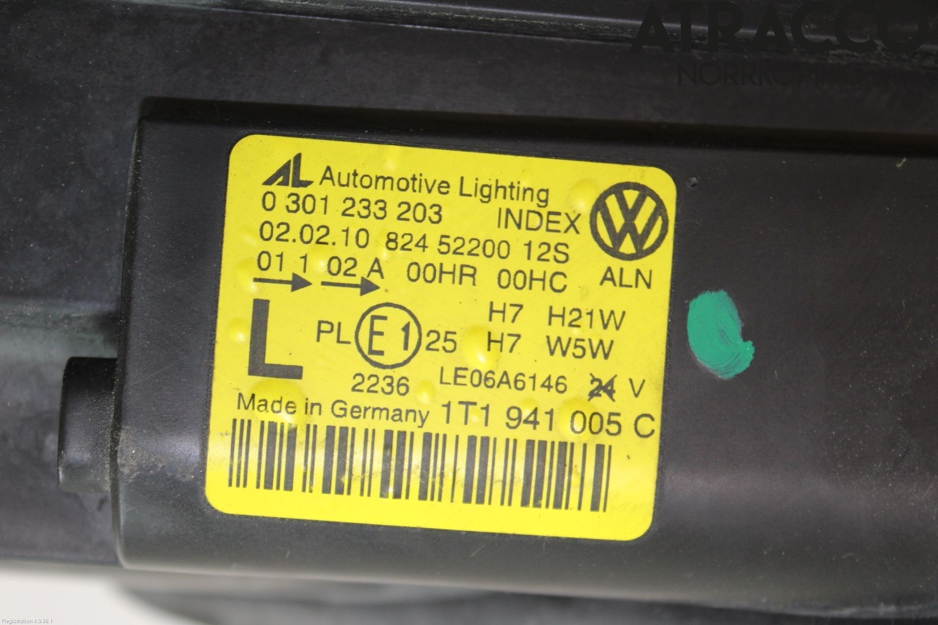 Volkswagen VW TOURAN 03-10 Frontlykt Venstre