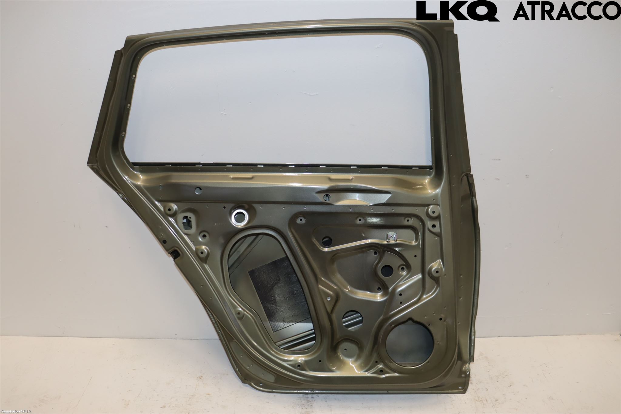 Skoda SUPERB 16-24 Dør 4D Bak Venstre