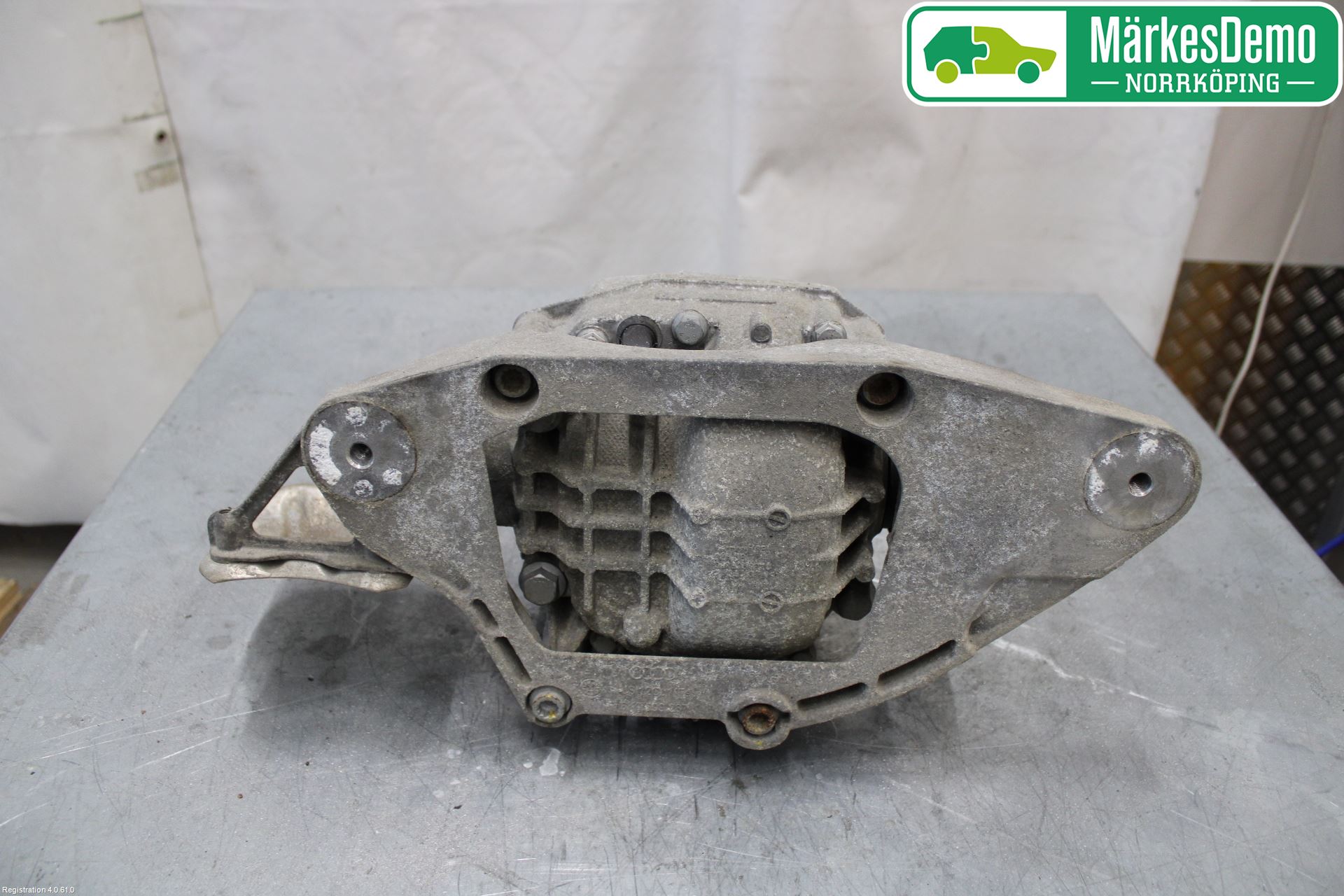 Audi A4 12-15 Bakaksel Kardang Bak -Diff