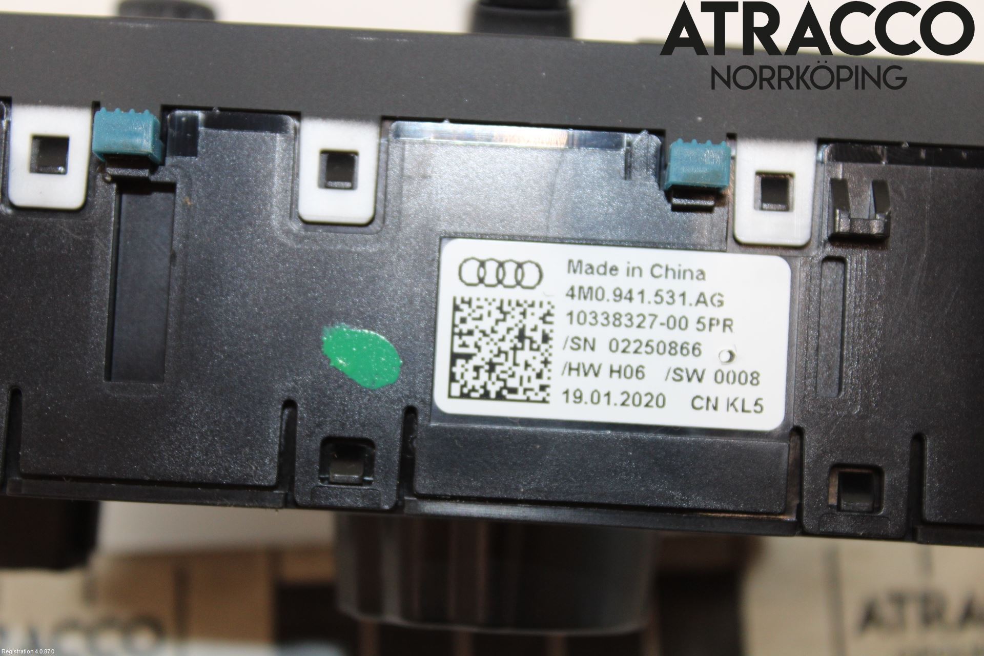 Audi A4/S4 B9 20- Bryter Hovedlys