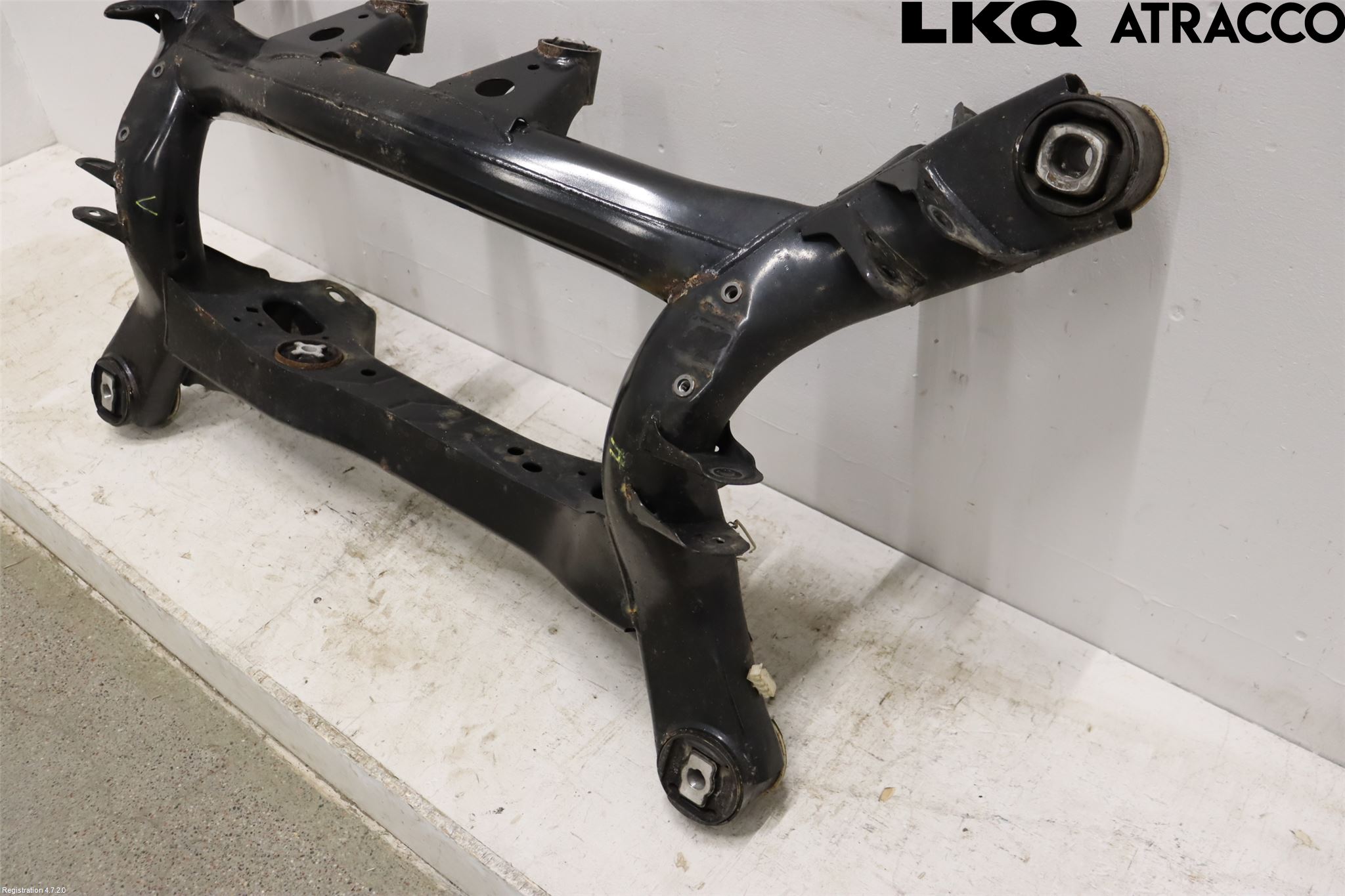 BMW 3 F30/F31/F80 12-19 Bakaksel Feste Travers-Ramme