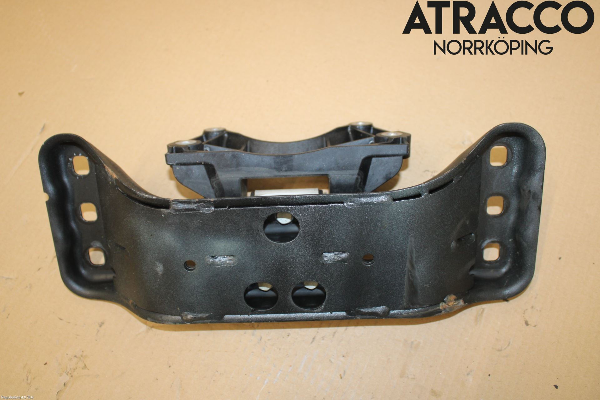 Mercedes-Benz MB E-KLASS (W213) 16-23 Gearkasse Bjelke - Travers