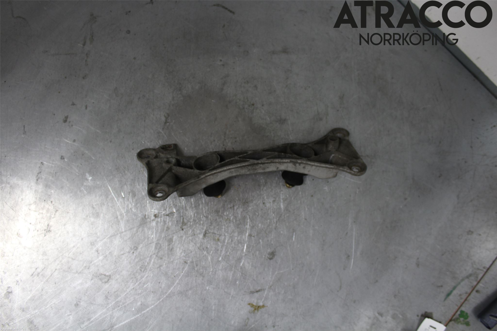 BMW 3 E90/91 SED/TOU 05-12 Gearkasse Bjelke - Travers