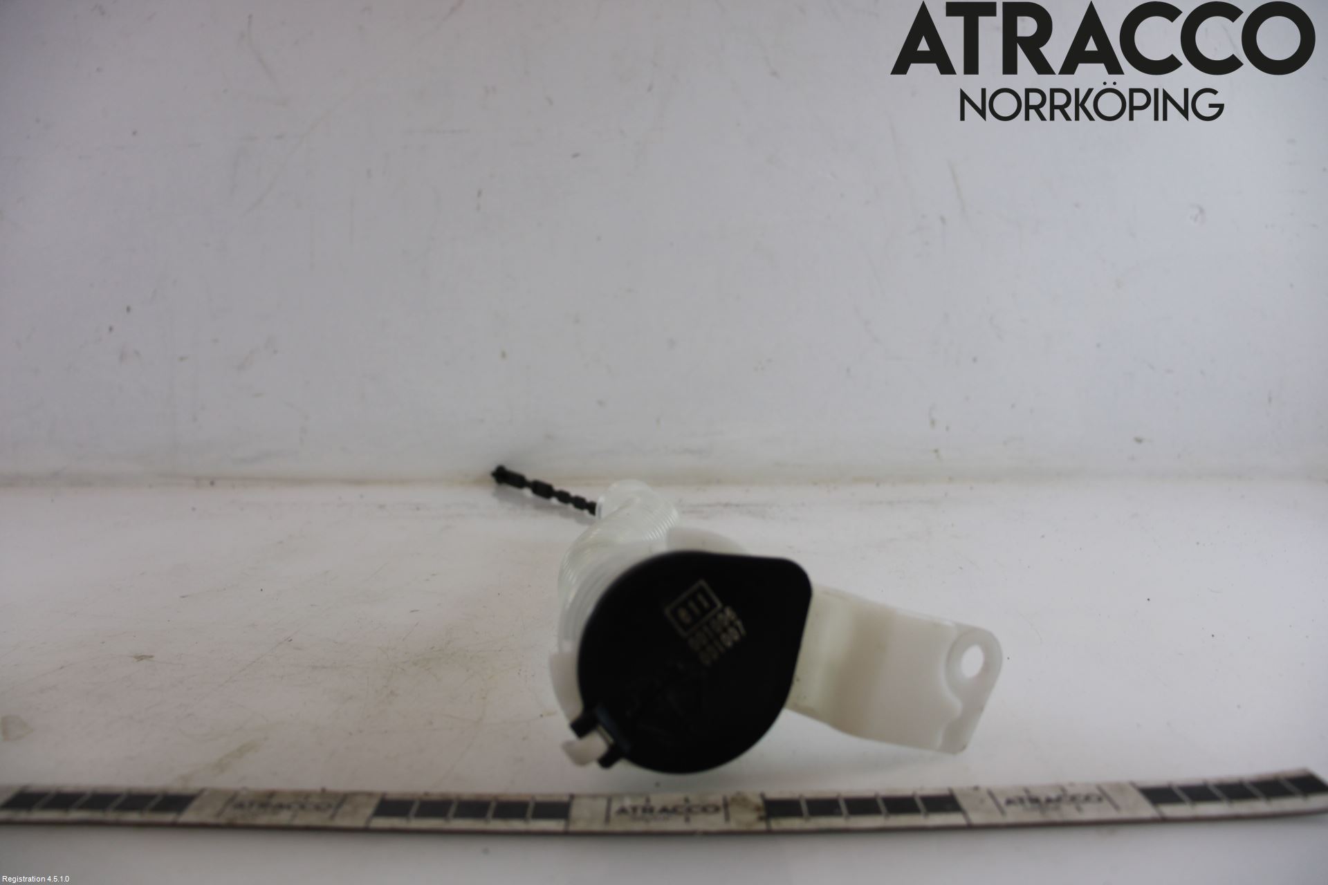 Toyota RAV4 13-18 Påfyllingsrør For Vasketank