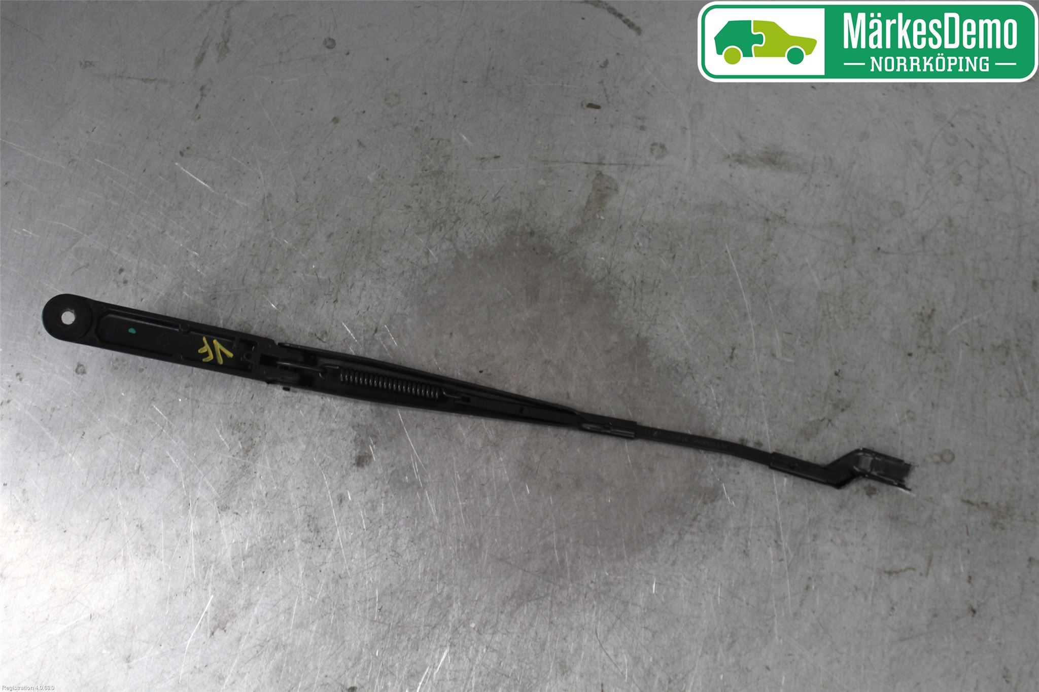 Volkswagen VW TIGUAN 16-24 Viskerarm-Armer Frontrute