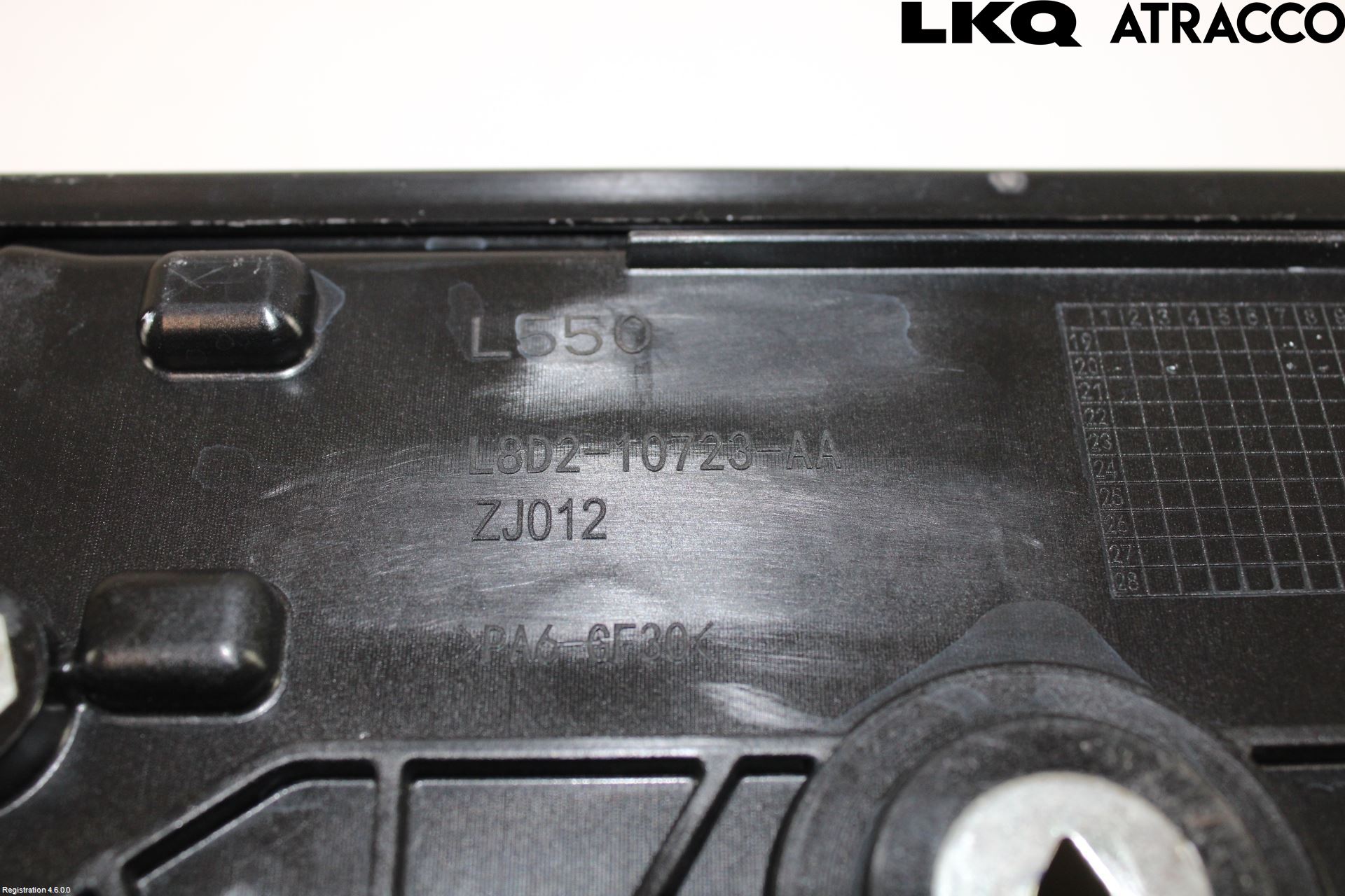 Landrover LAND ROVER DISCOVERY 5 16->> Batterikasse - Feste - Holder