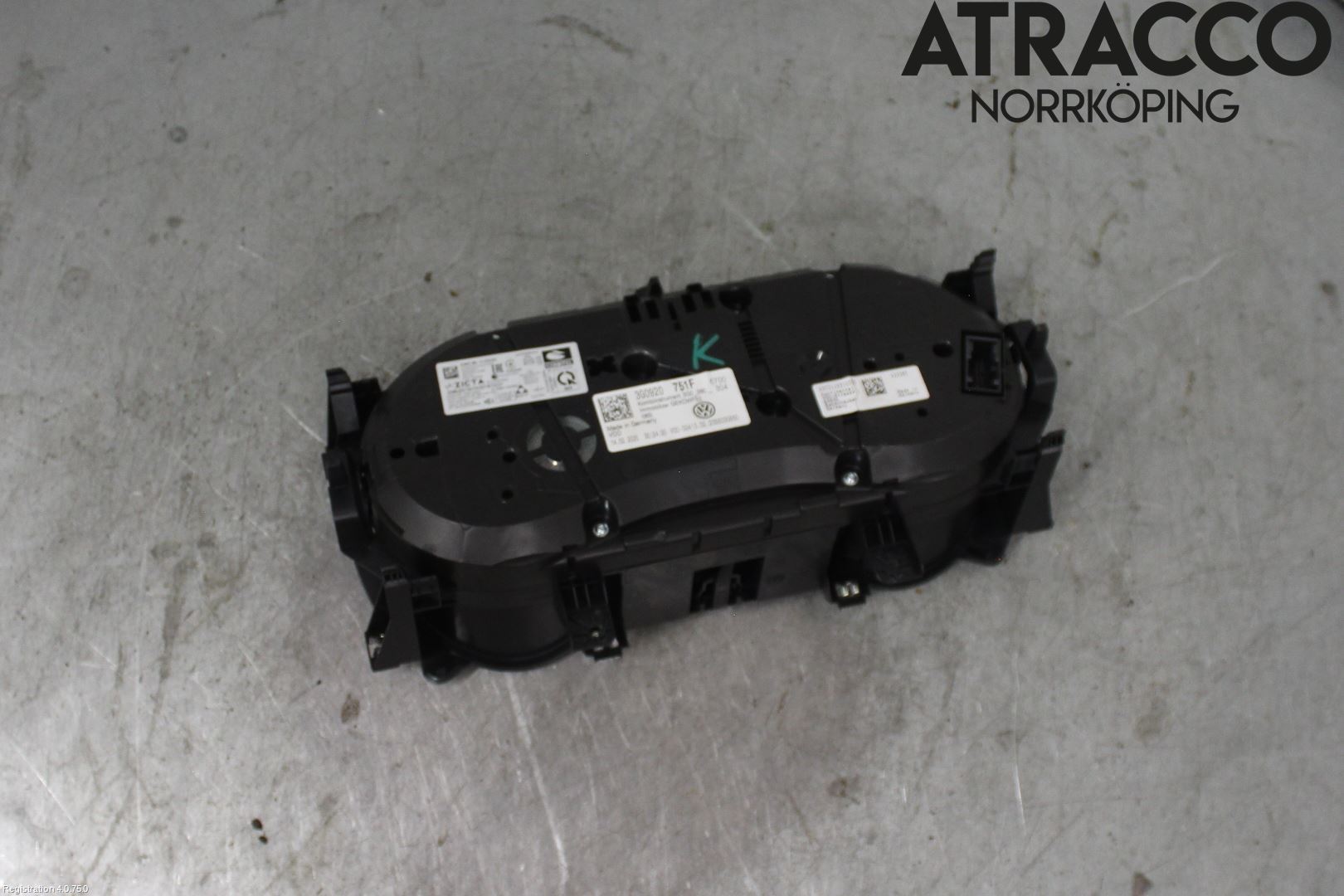Volkswagen VW PASSAT 15-19 Instr Kombinert
