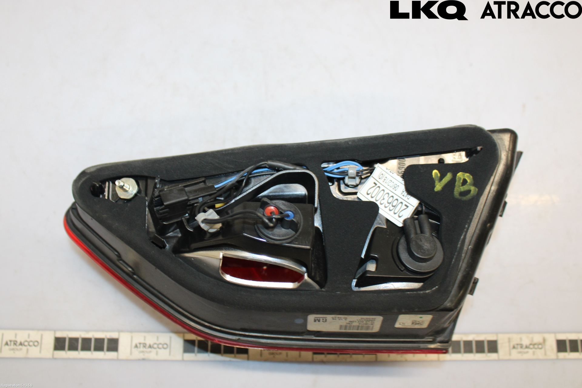 Opel INSIGNIA 17- Baklykt Venstre  På Luke(Indre