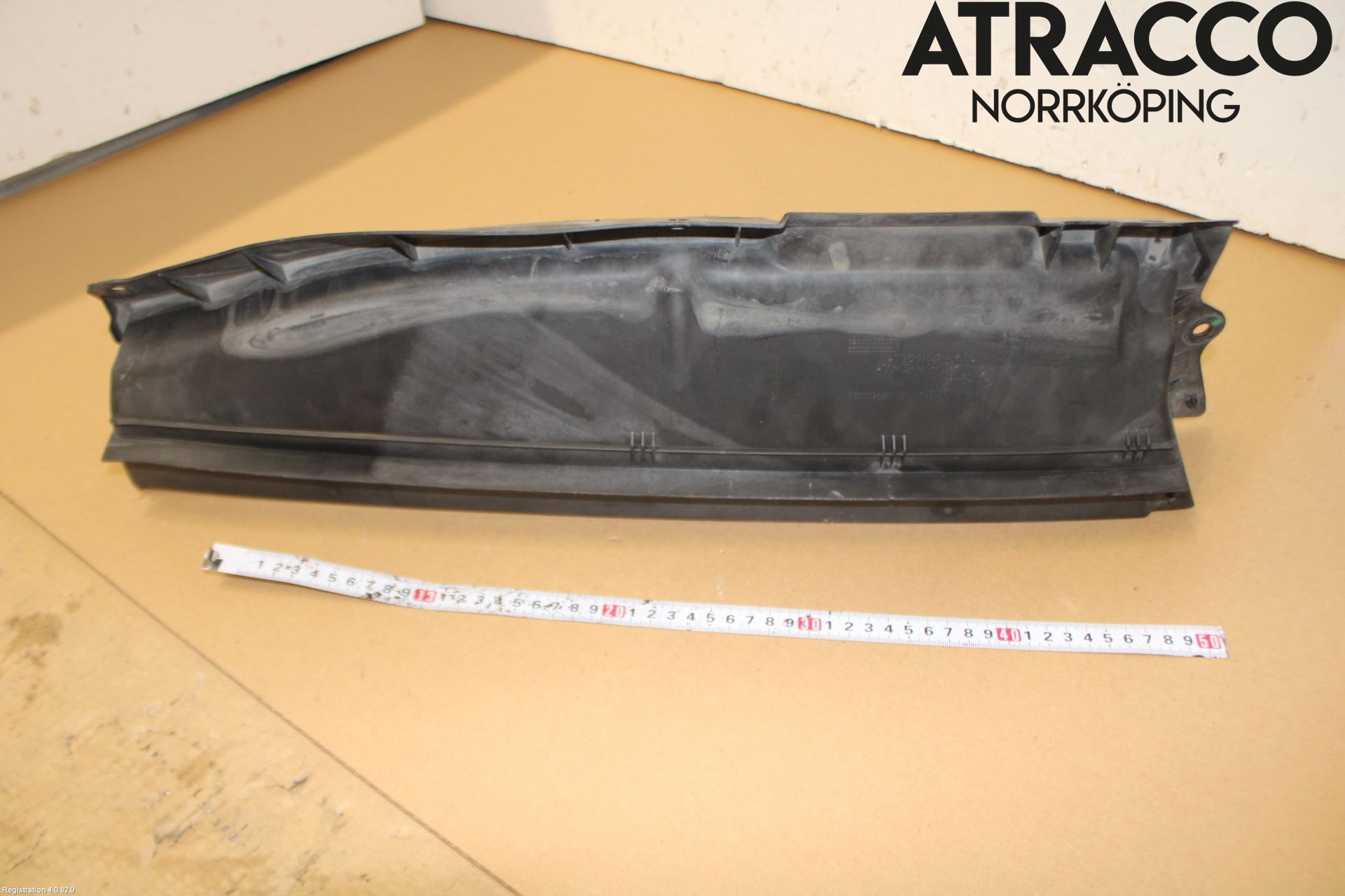 BMW X1 F48 15-22 Visker Deksel-Grill-Under Frr