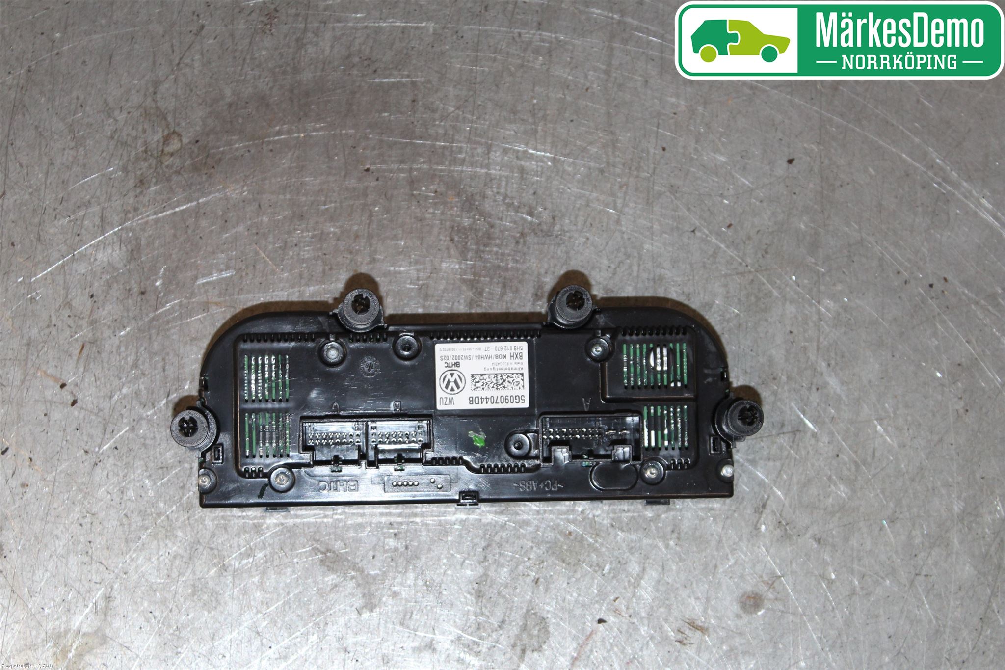 Volkswagen VW T-ROC 18- Varmeapparat Panel(Regulering)