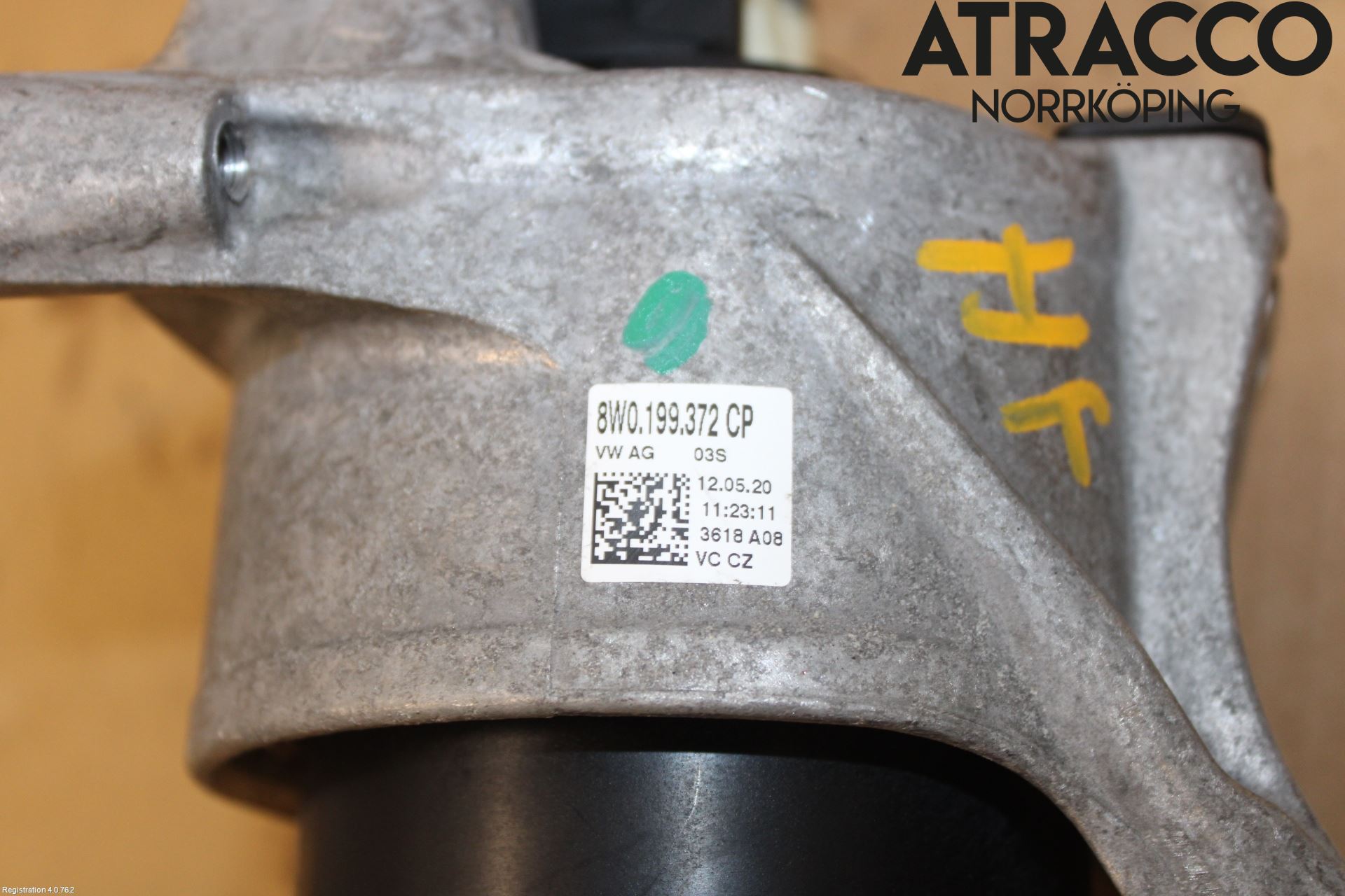 Audi A4/S4 B9 20- Motor Feste Gummi