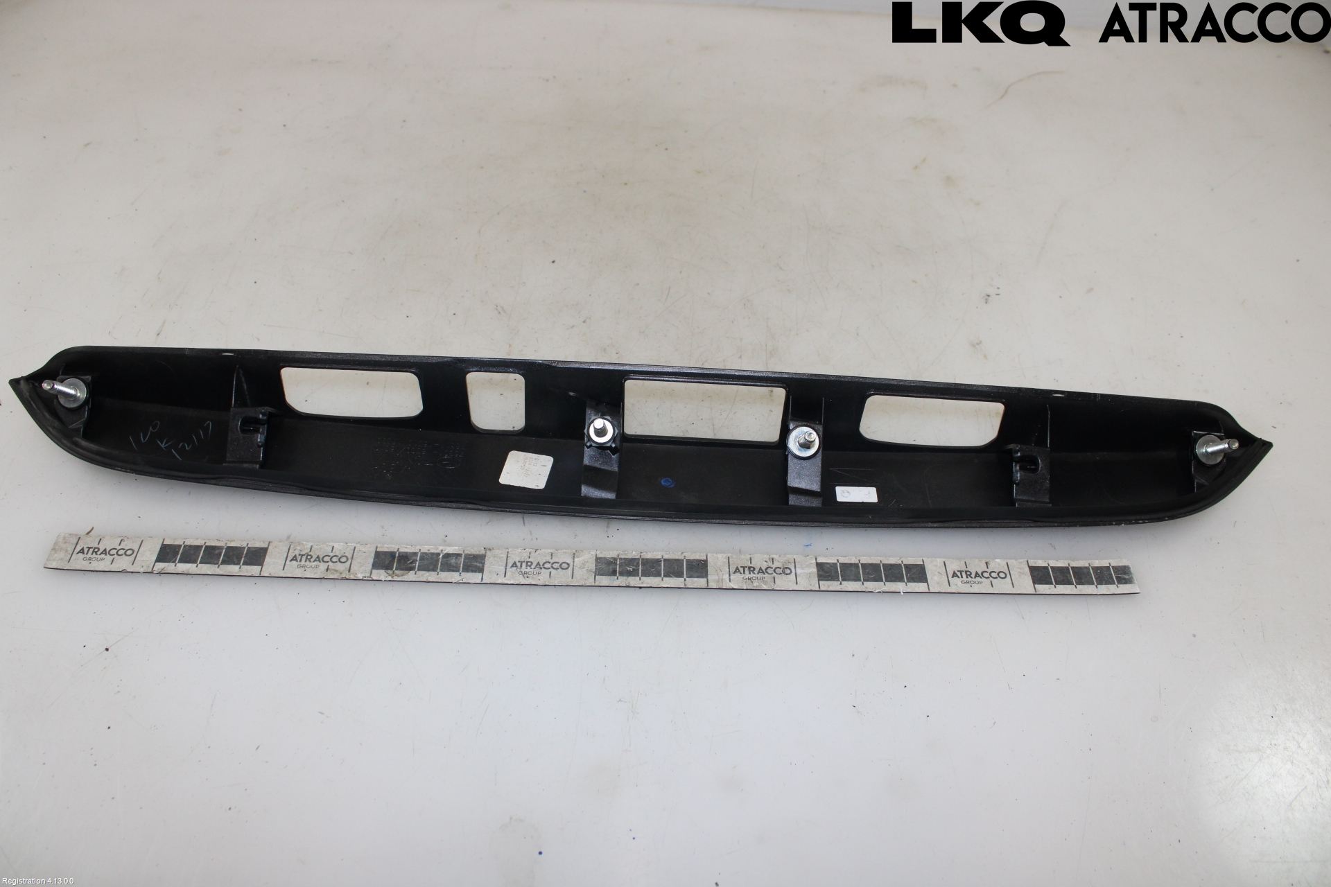 Toyota COROLLA CROSS XG10 22- Bakluke Handtak Ytre
