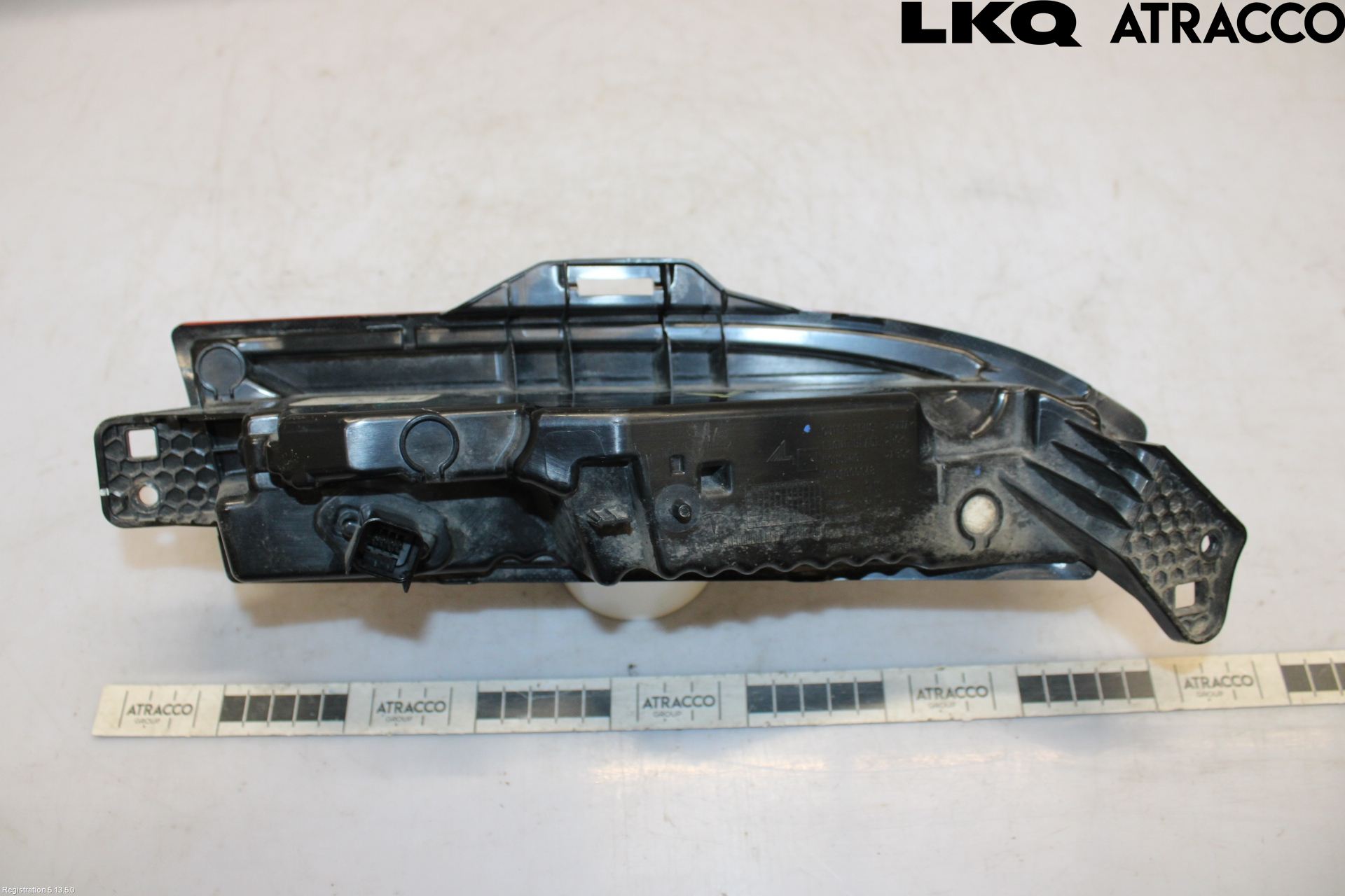 Tesla MODEL 3 17- Refleks Bak