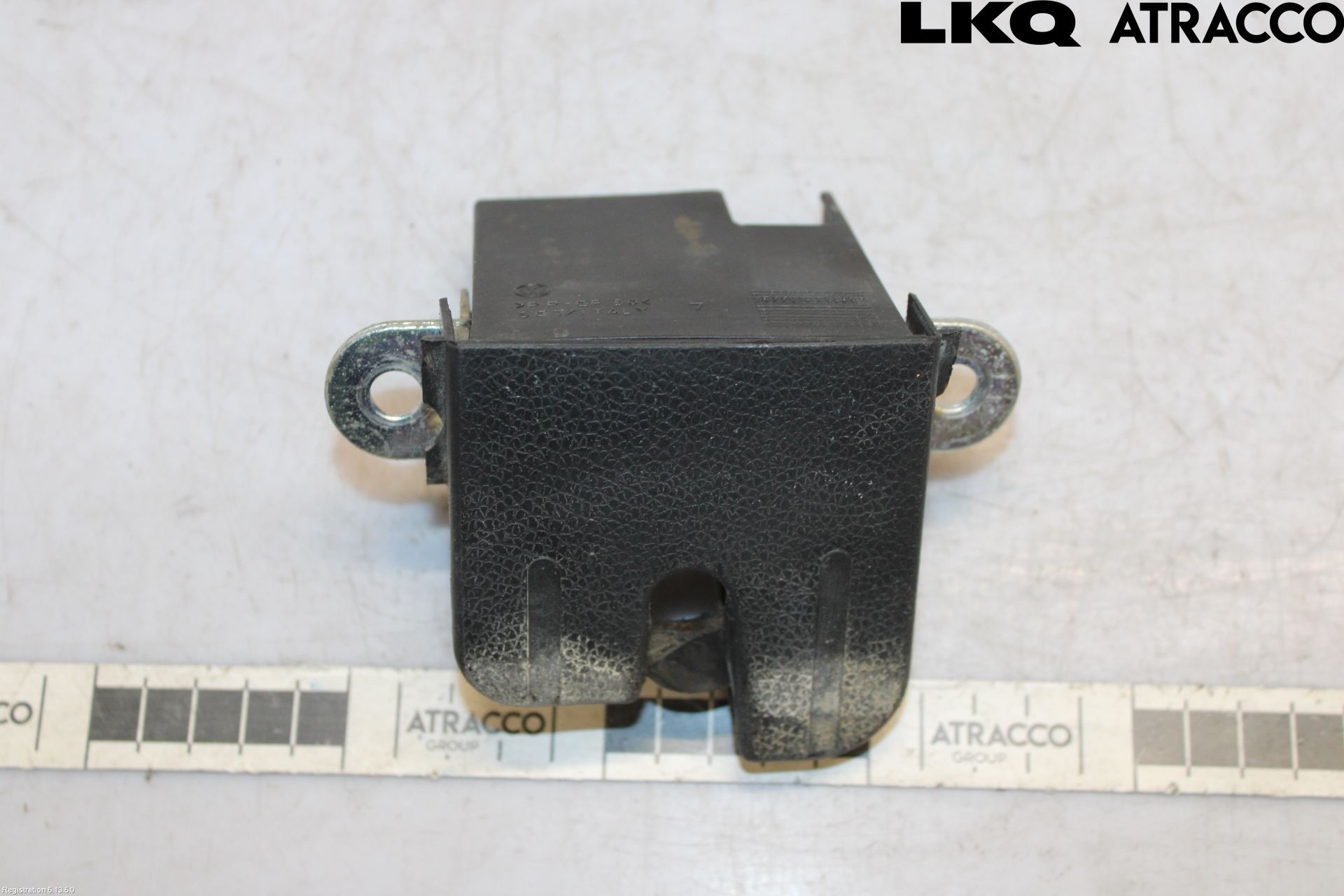 Volkswagen VW PASSAT 11-14 Bakluke-Lokk Låsekasse