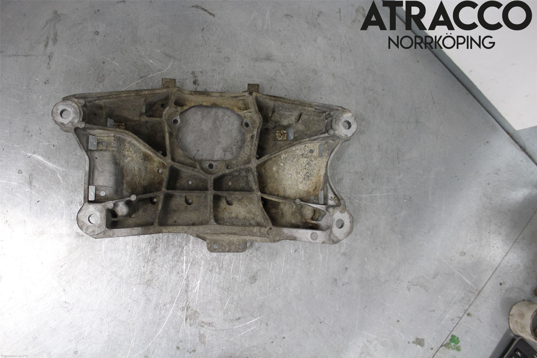Audi A4 12-15 Gearkasse Bjelke - Travers