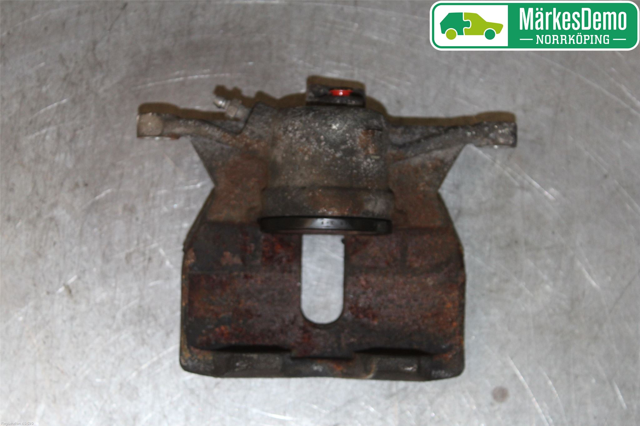 Volkswagen VW PASSAT 15-19 Bremsecaliper Foran Venstre