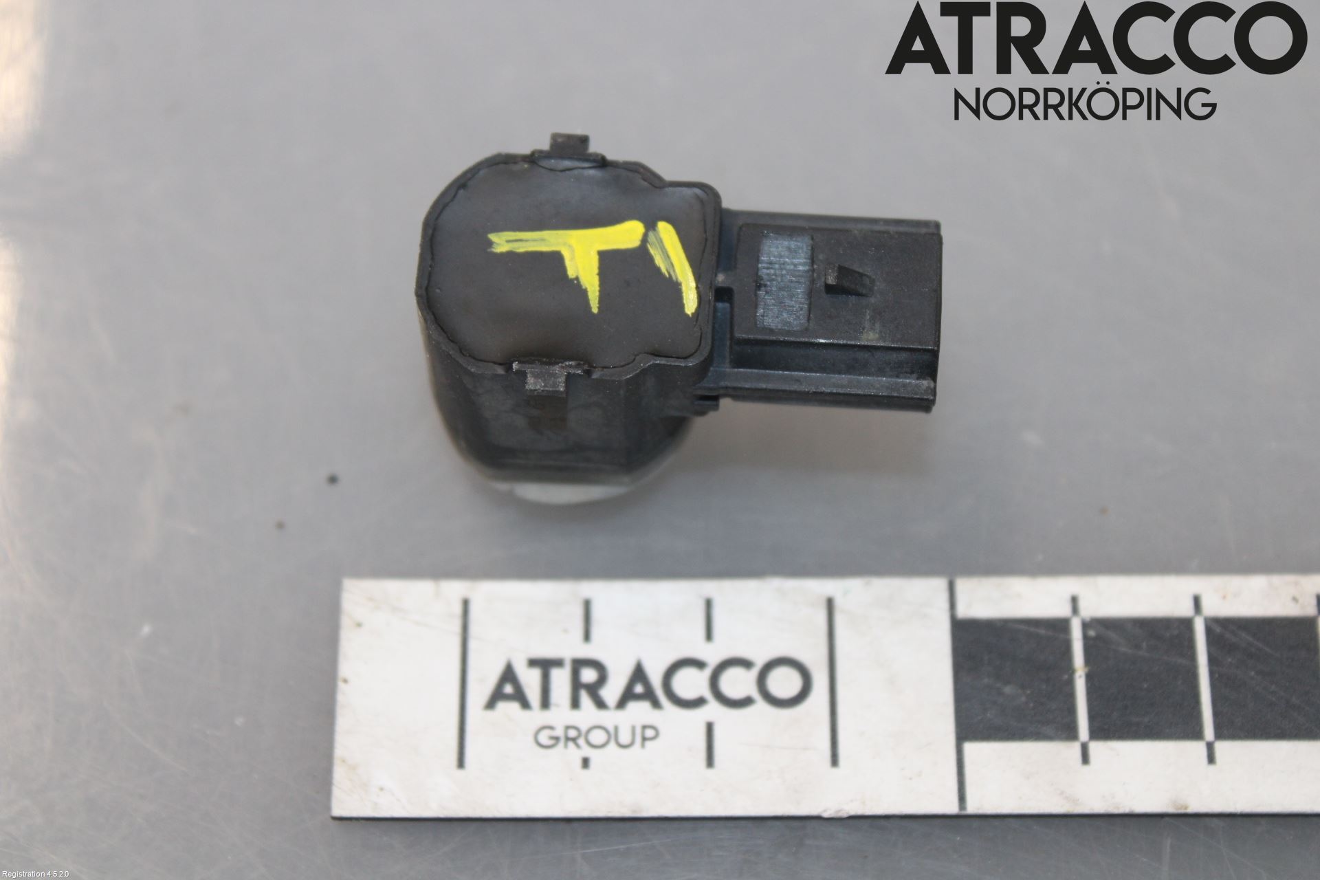 Ford KUGA 13-16 Sensor Parkering Front
