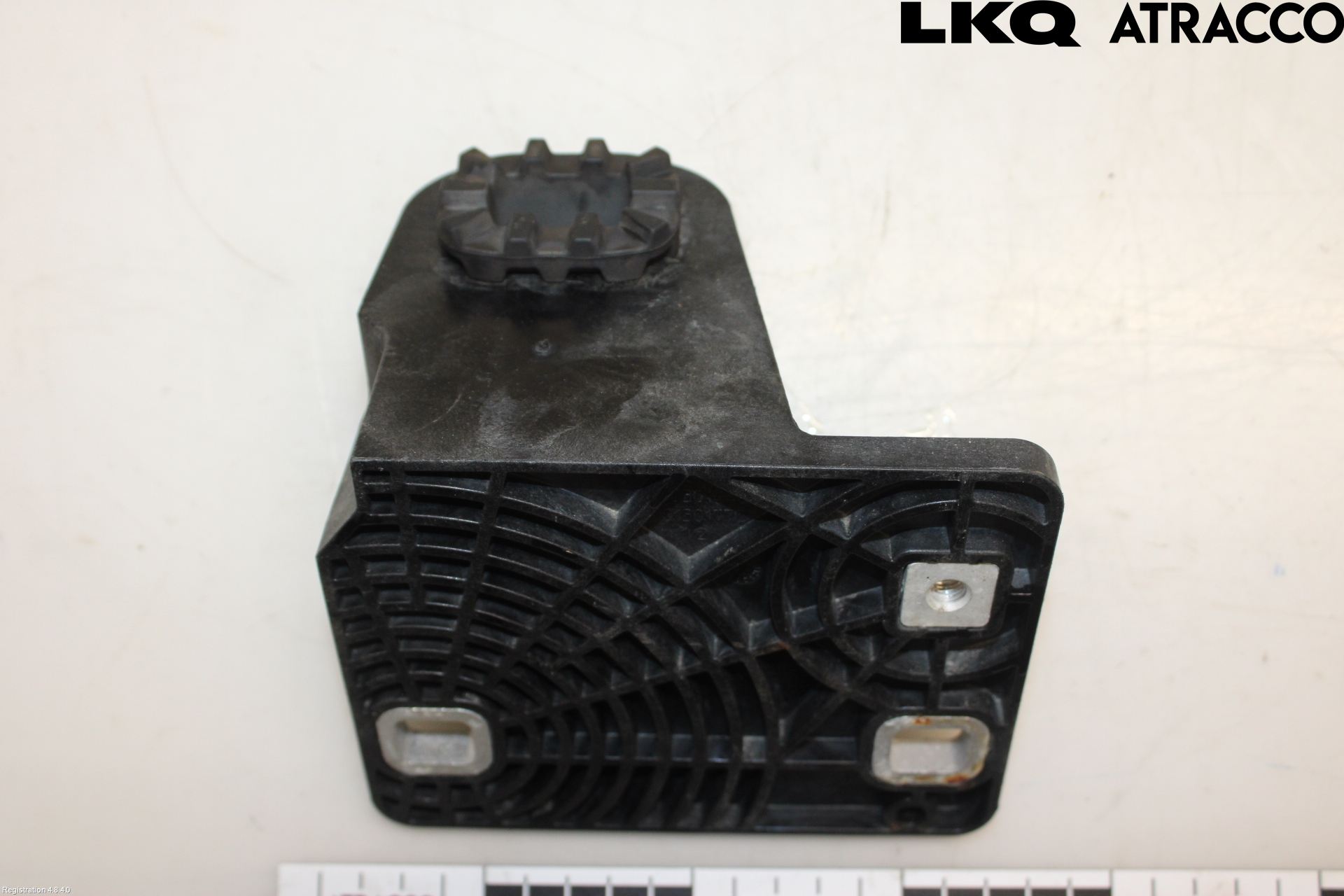 Skoda ENYAQ iV 21- Radiator Feste - Ramme - Bjelk