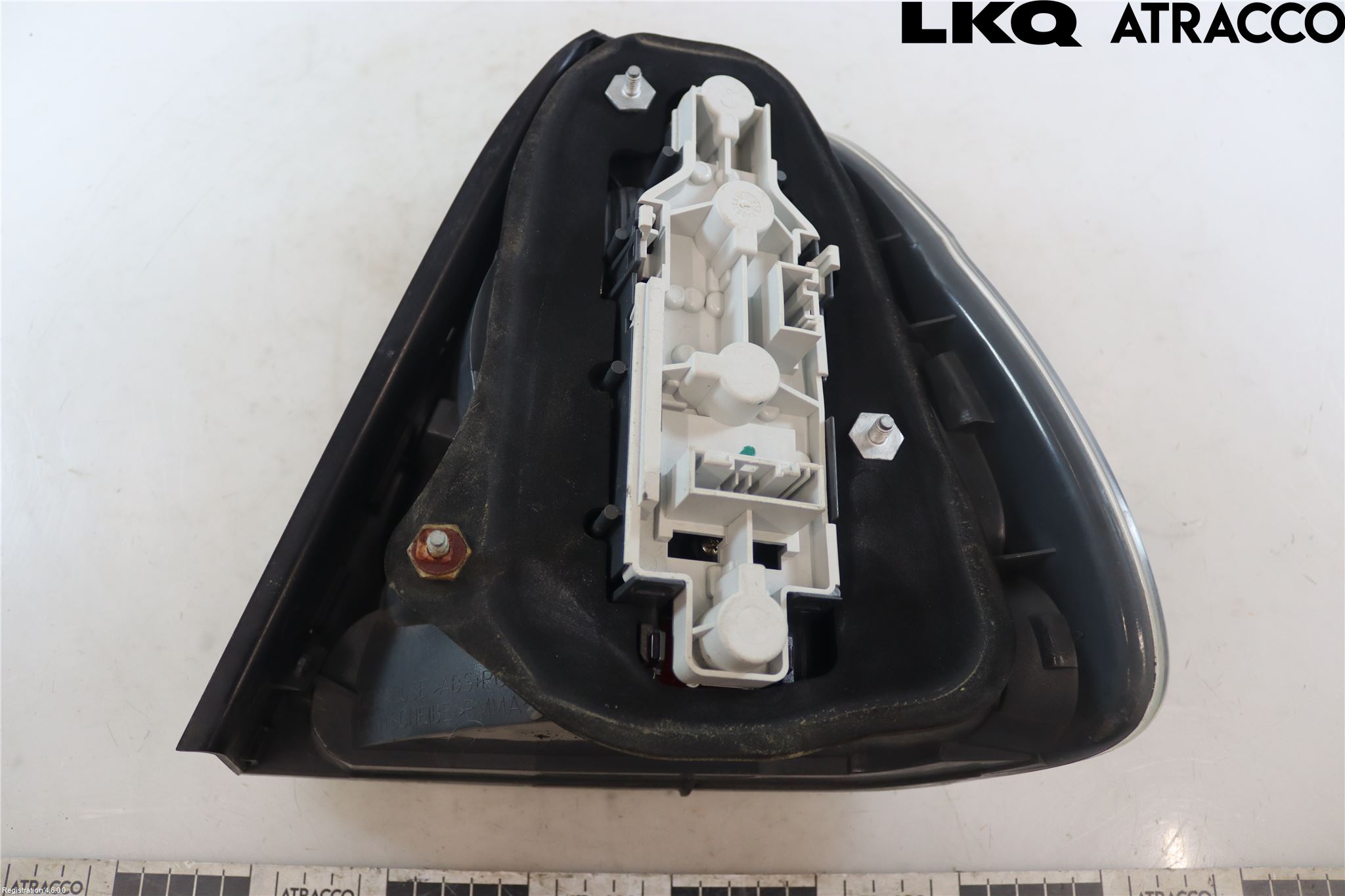 BMW 3 E46      98-05 Baklykt Venstre