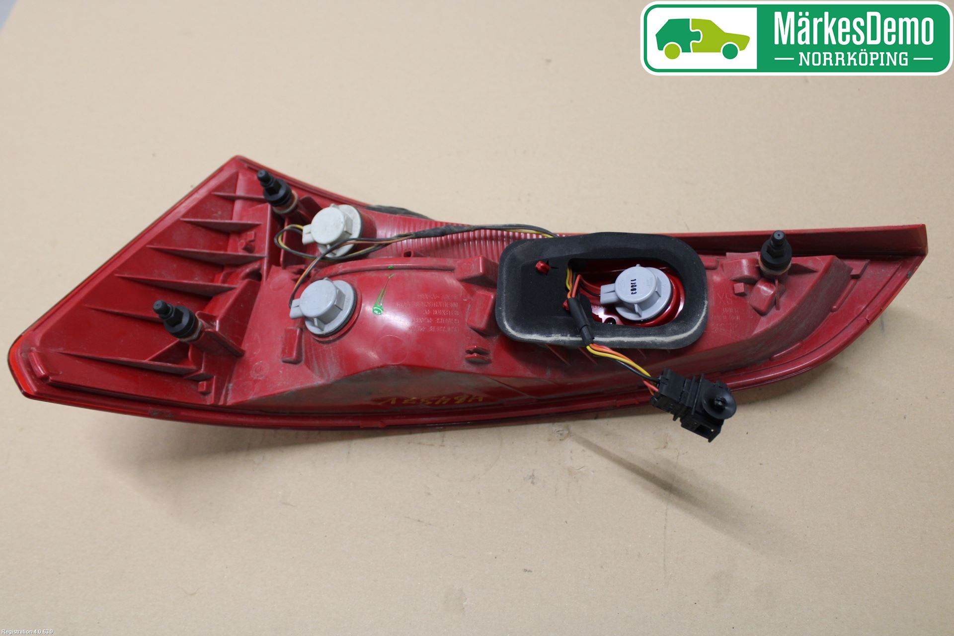 Audi Q5 09-16 Baklykt Venstre  På Luke(Indre