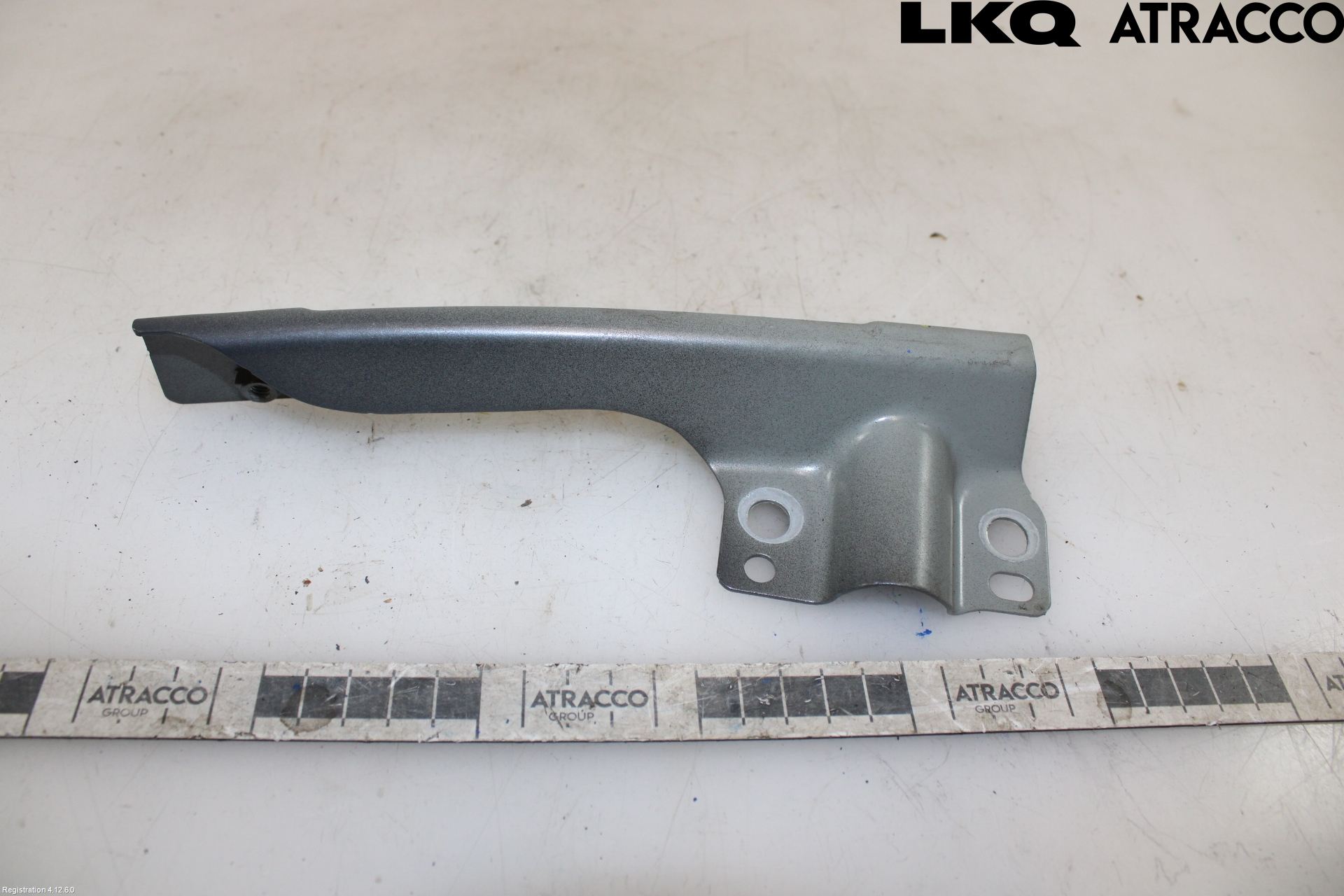 Volkswagen VW TIGUAN 16-24 Frontskjermfeste Venstre