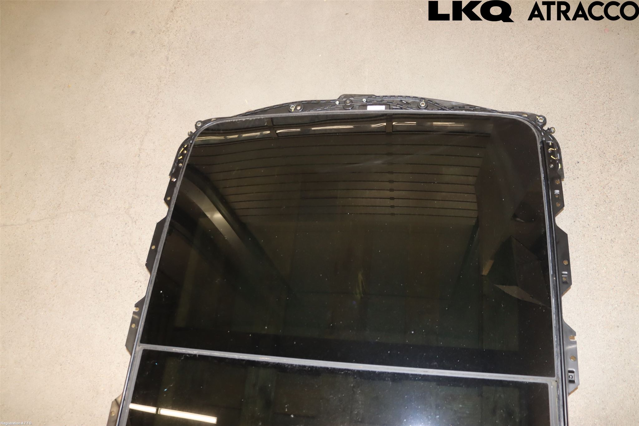 Volkswagen VW TOURAN 16- Takluke