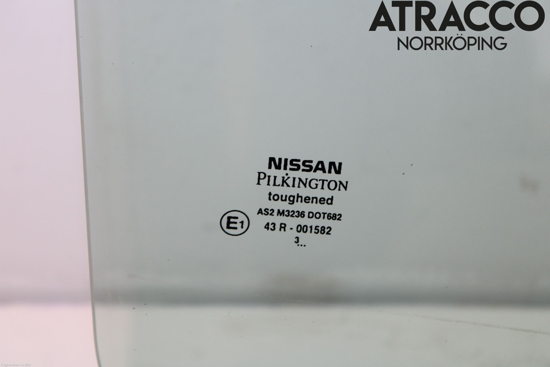 Nissan ALMERA    00-06 Dørrute Bak Høyre 4Dørs