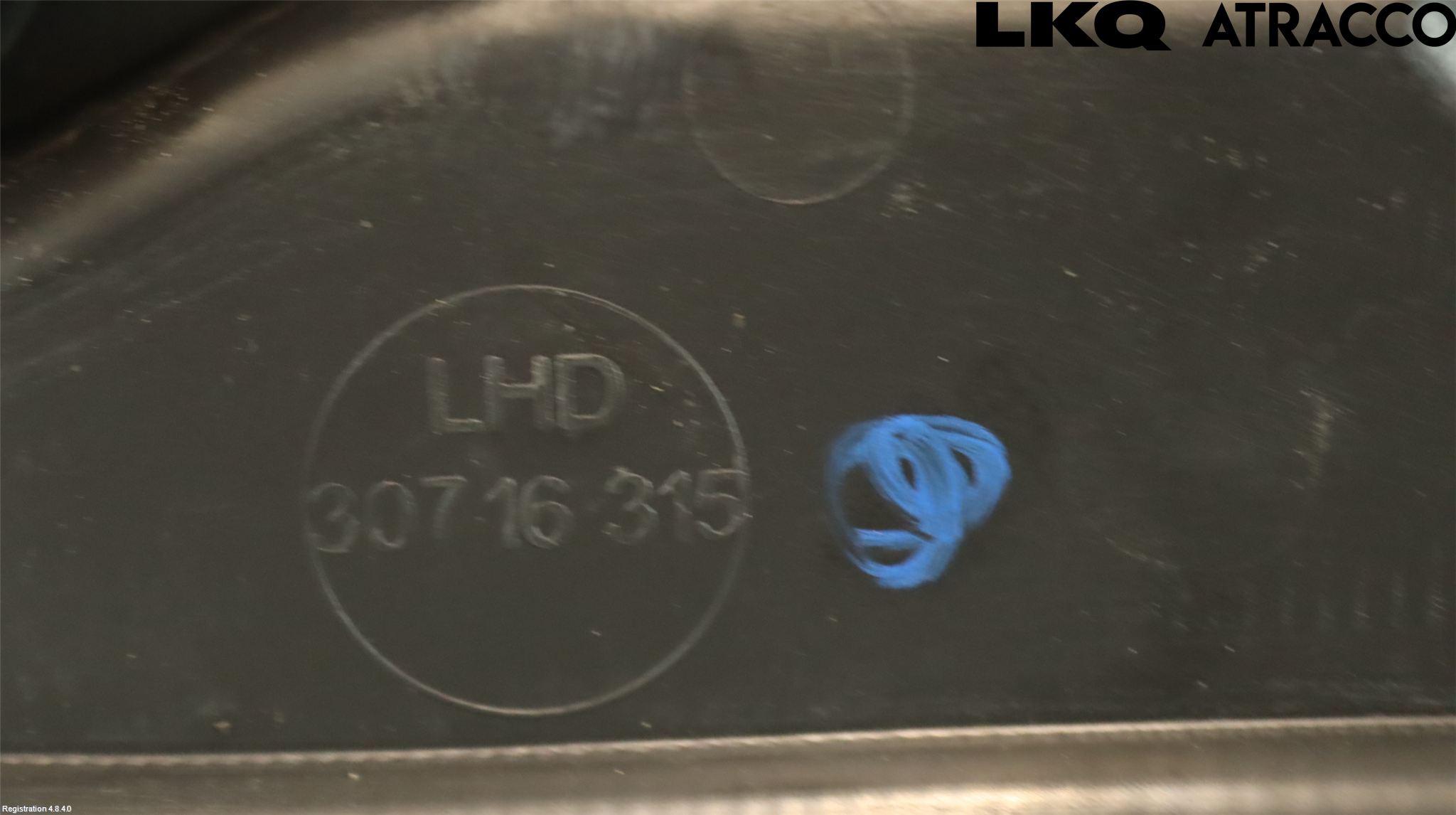 Volvo V50 04-07 Visker Deksel-Grill-Under Frr