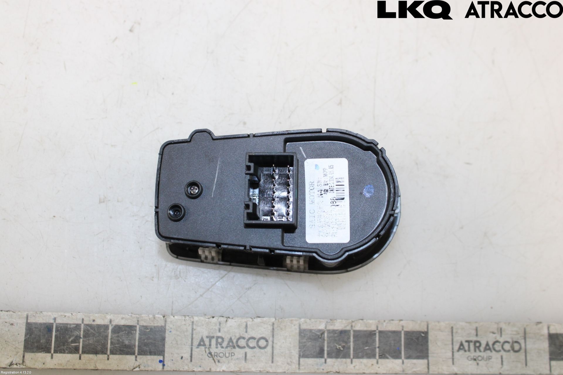 MG 3 HYBRID+ 25- Bryter Speil