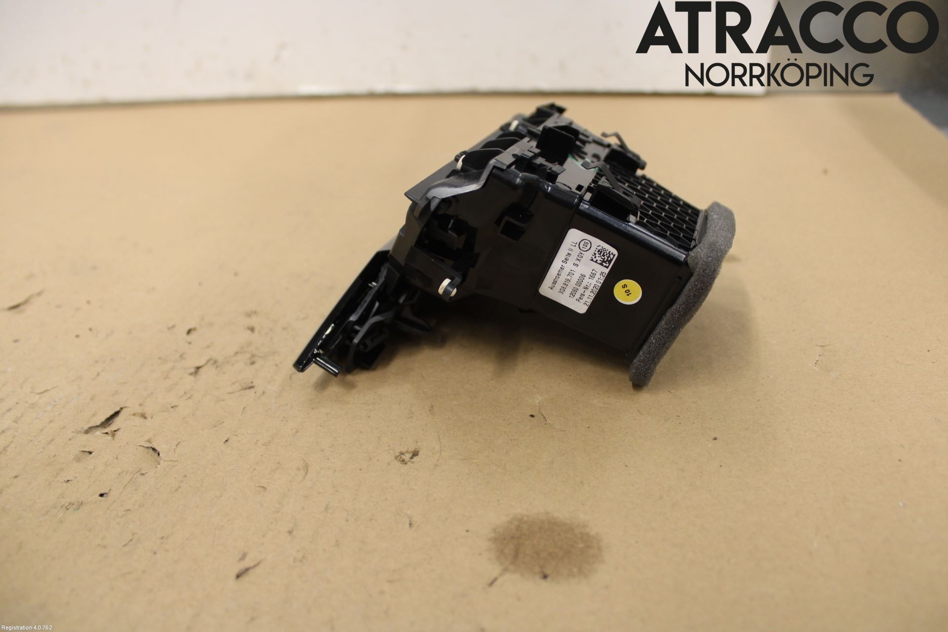 Volkswagen VW ARTEON 17- Dashbord Kanal - Dyse
