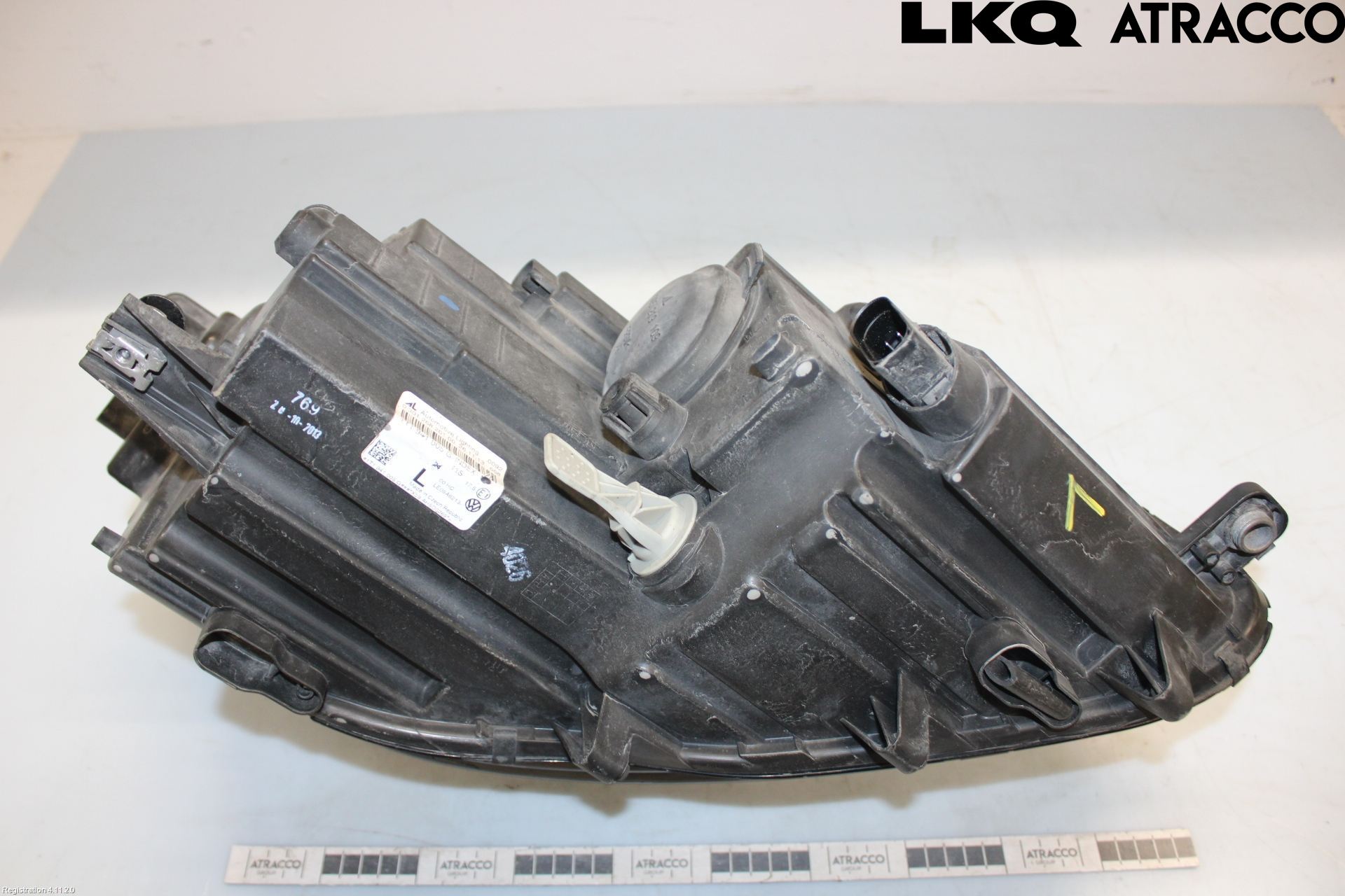 Volkswagen VW TOURAN 10-15 Frontlykt Venstre