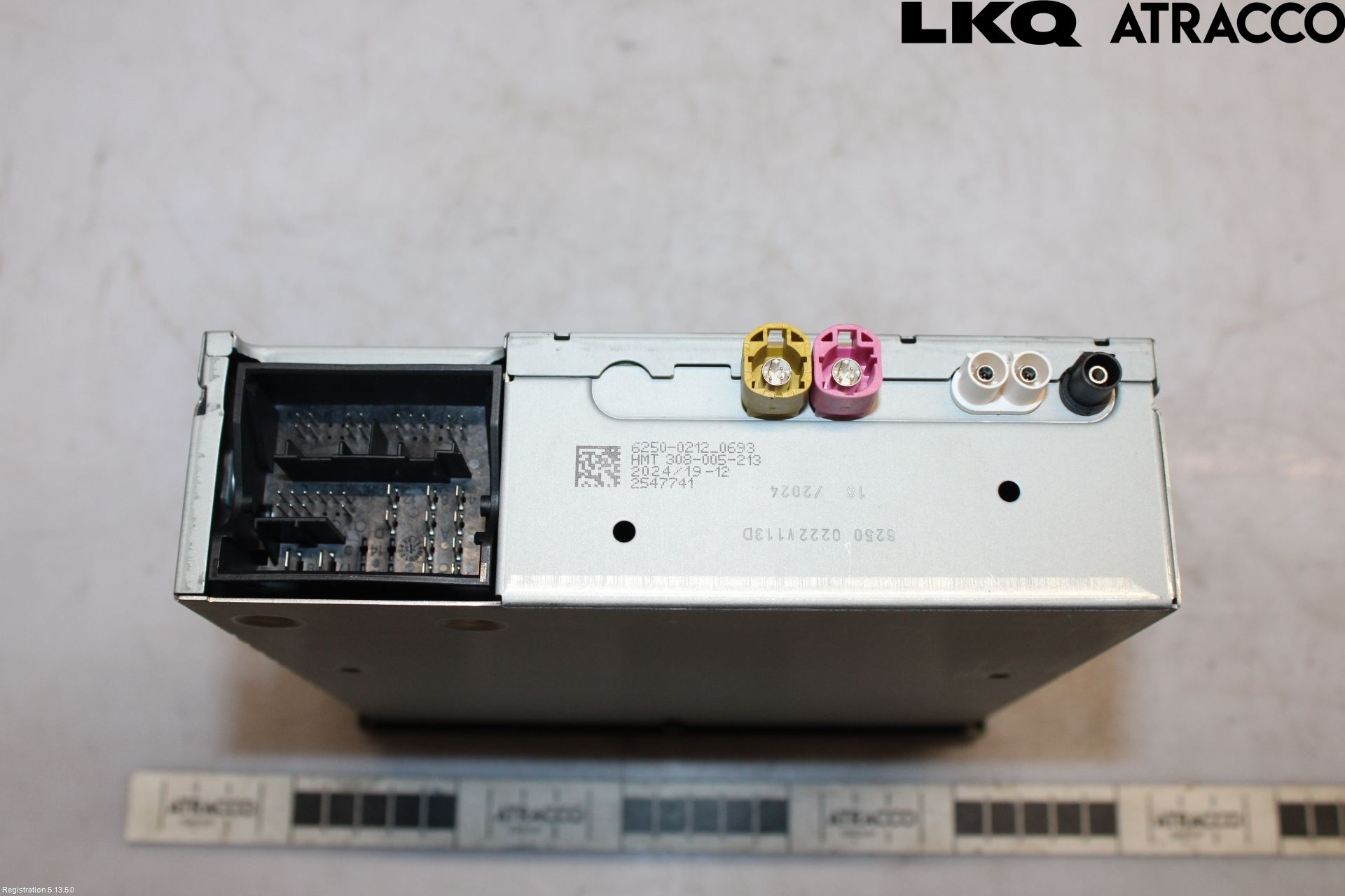 Volkswagen VW TRANSP/CARAVELLE (T6) 16-22 Stereo Radio Med Cd