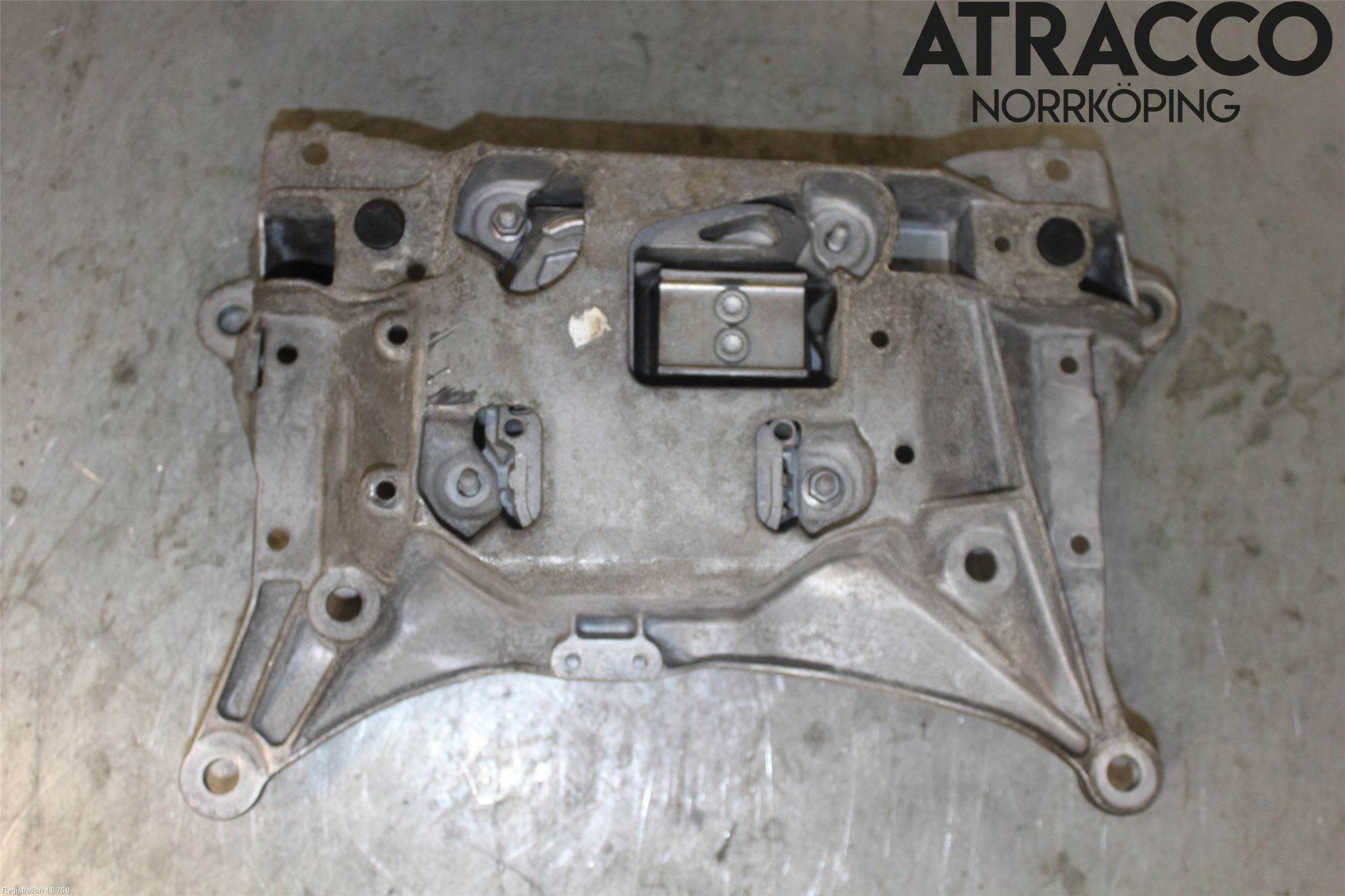 Audi A6 F2/C8 19- Gearkasse Bjelke - Travers