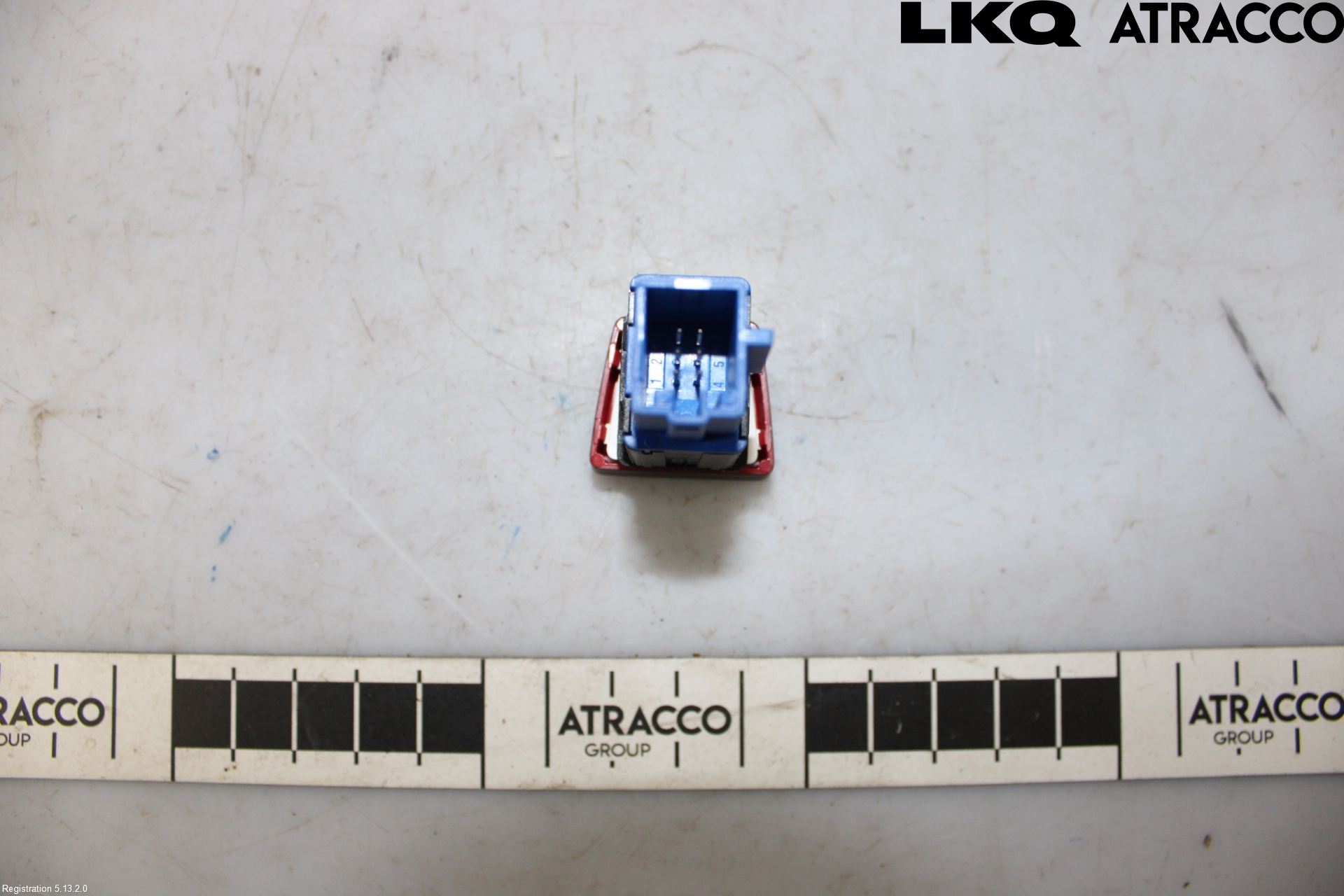 Volkswagen VW TIGUAN 24- Bryter Varsel (Nødblink)