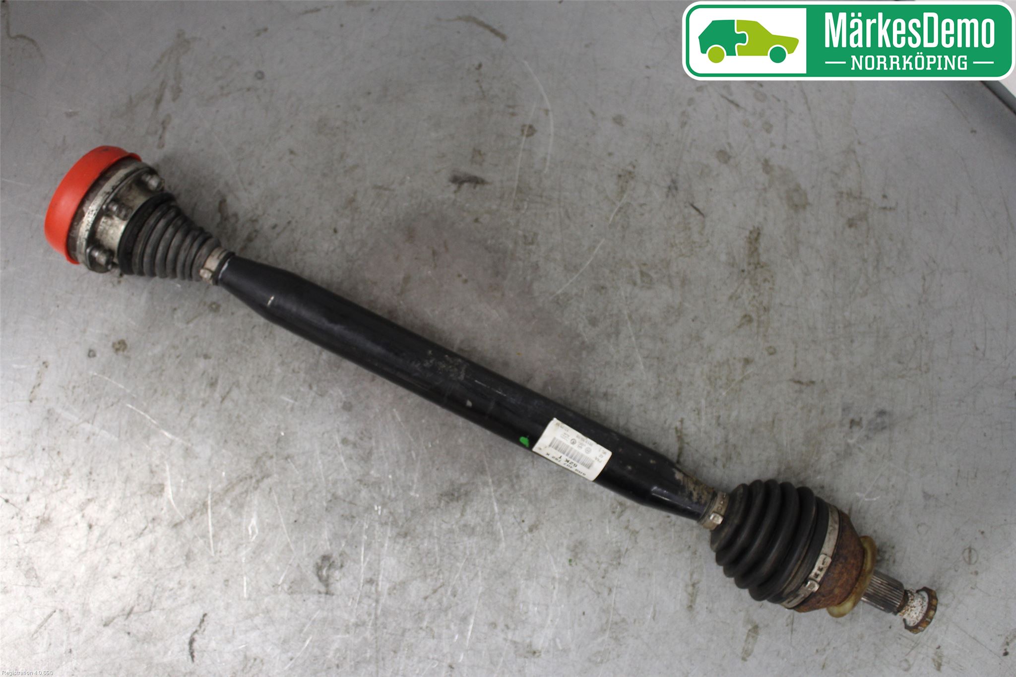 Volkswagen VW POLO 10-17 Drivaksel Foran Kompl Høyre