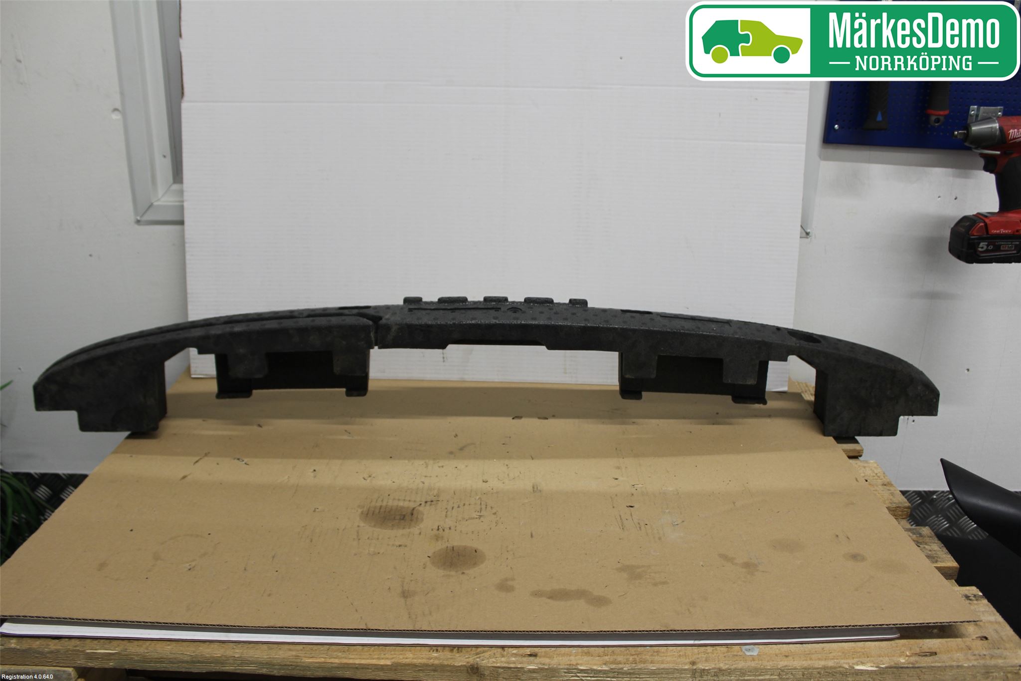 Mercedes-Benz MB E-KLASS (W211) 02-09 Støtfanger Bak Deform Element