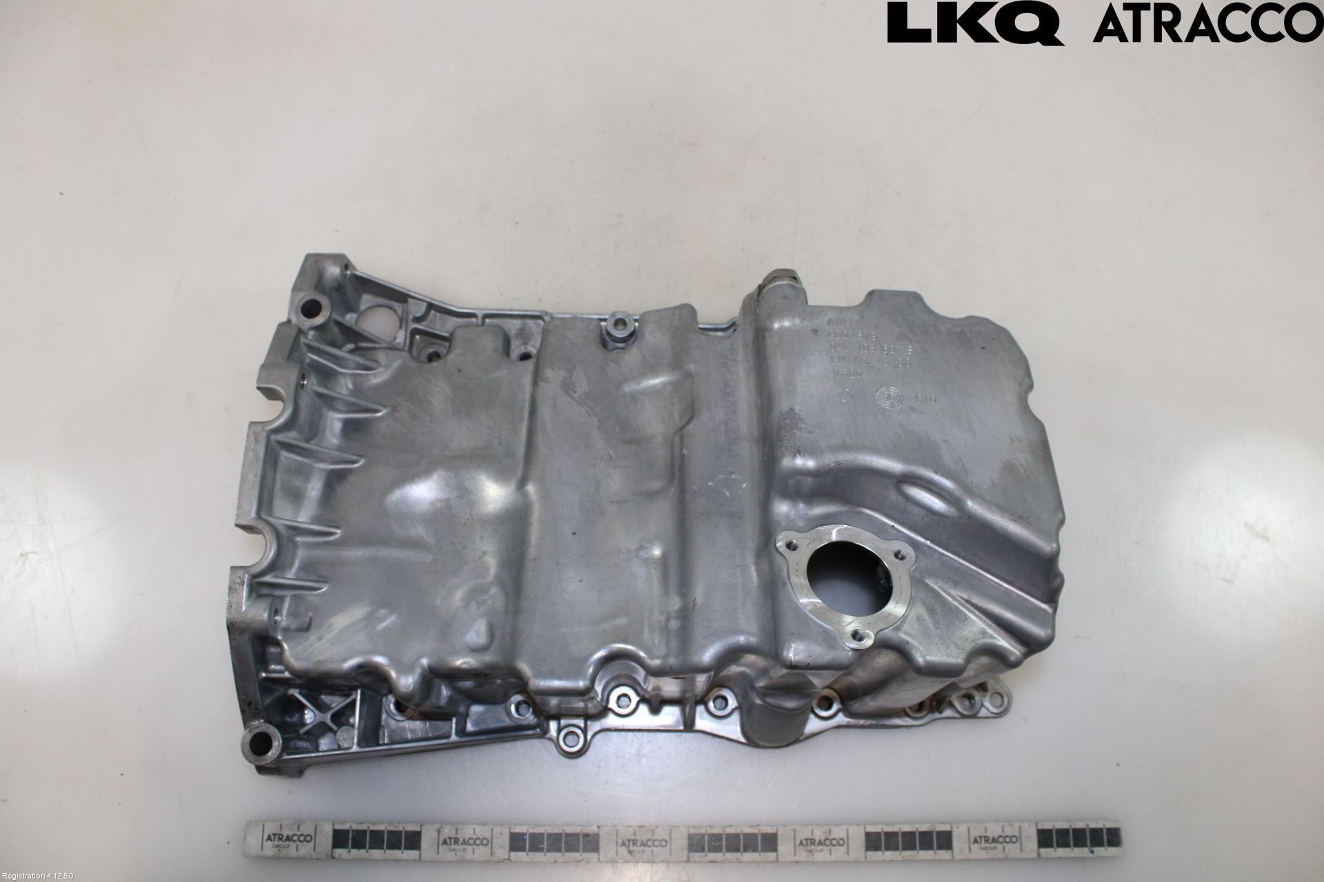 Audi A4/S4 B9 16-19 Bunnpanne