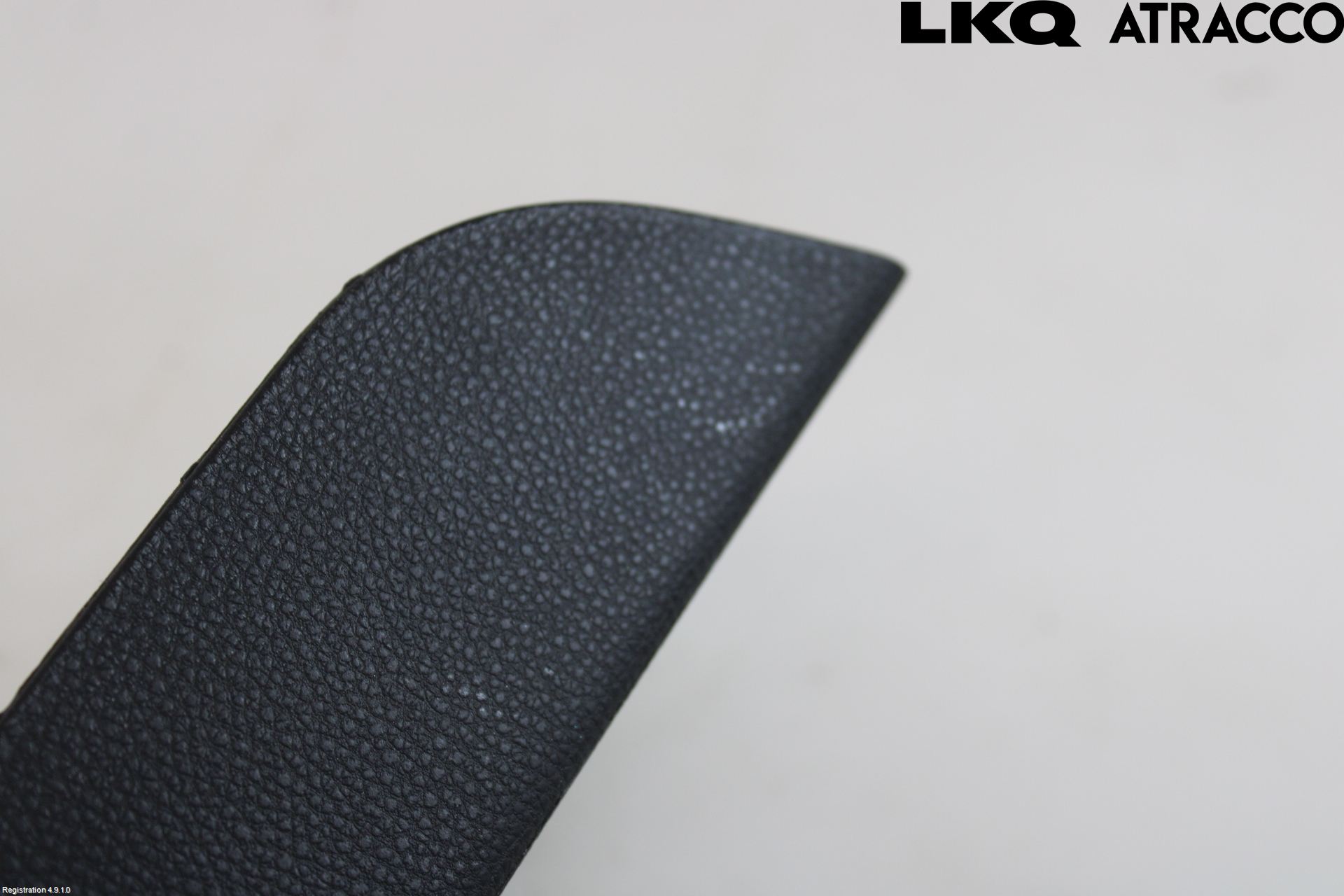Toyota YARIS CROSS XP21 21- Innr Koppholder