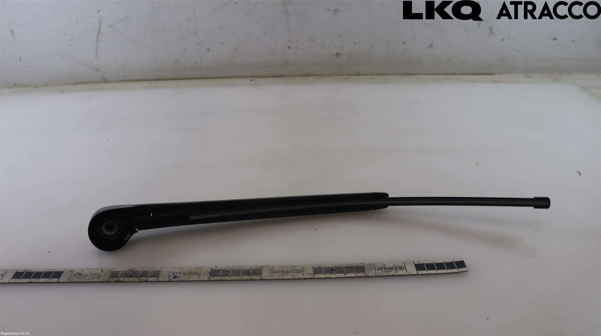Skoda SUPERB 16-24 Viskerarm Bakrute