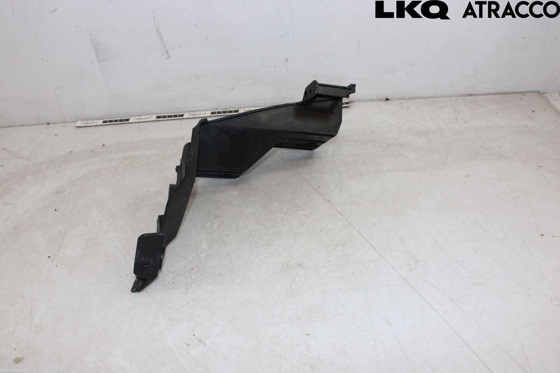 Volkswagen VW POLO 05-09 Støtfangerfeste Bak Venstre