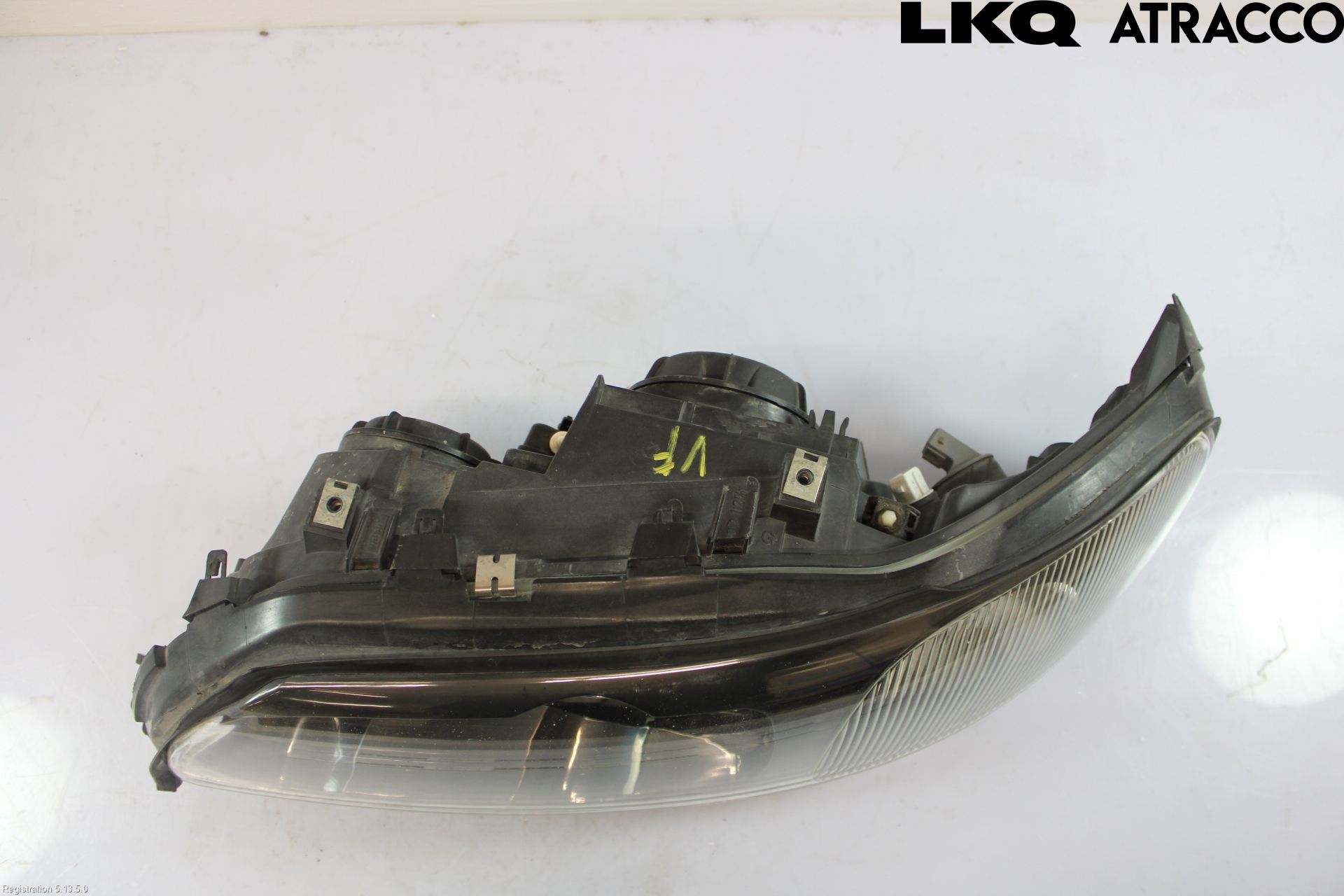 Volvo V70 00-04 Frontlykt Venstre