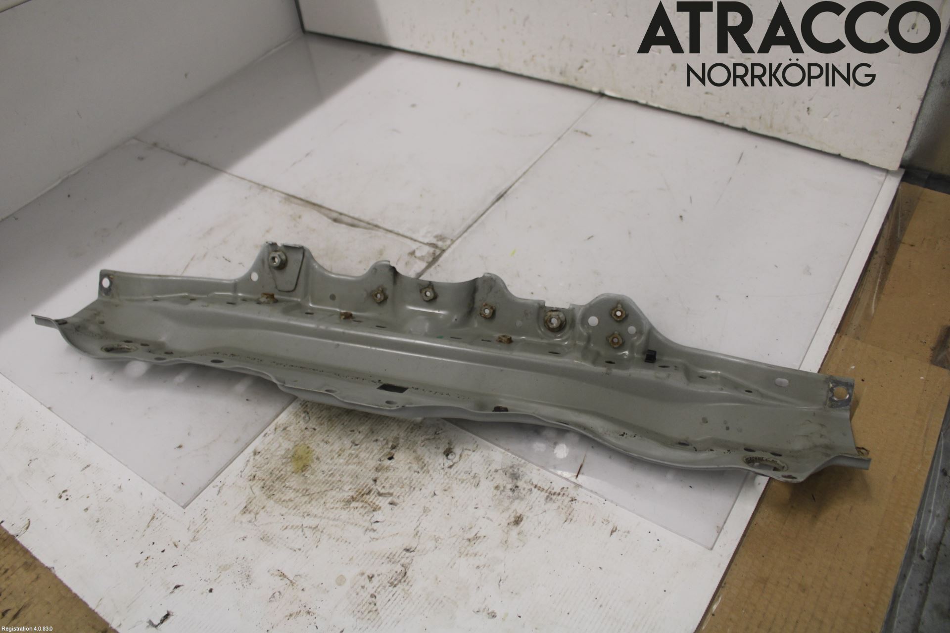 Lexus IS 250/350 14-20 Frontplate Øvre