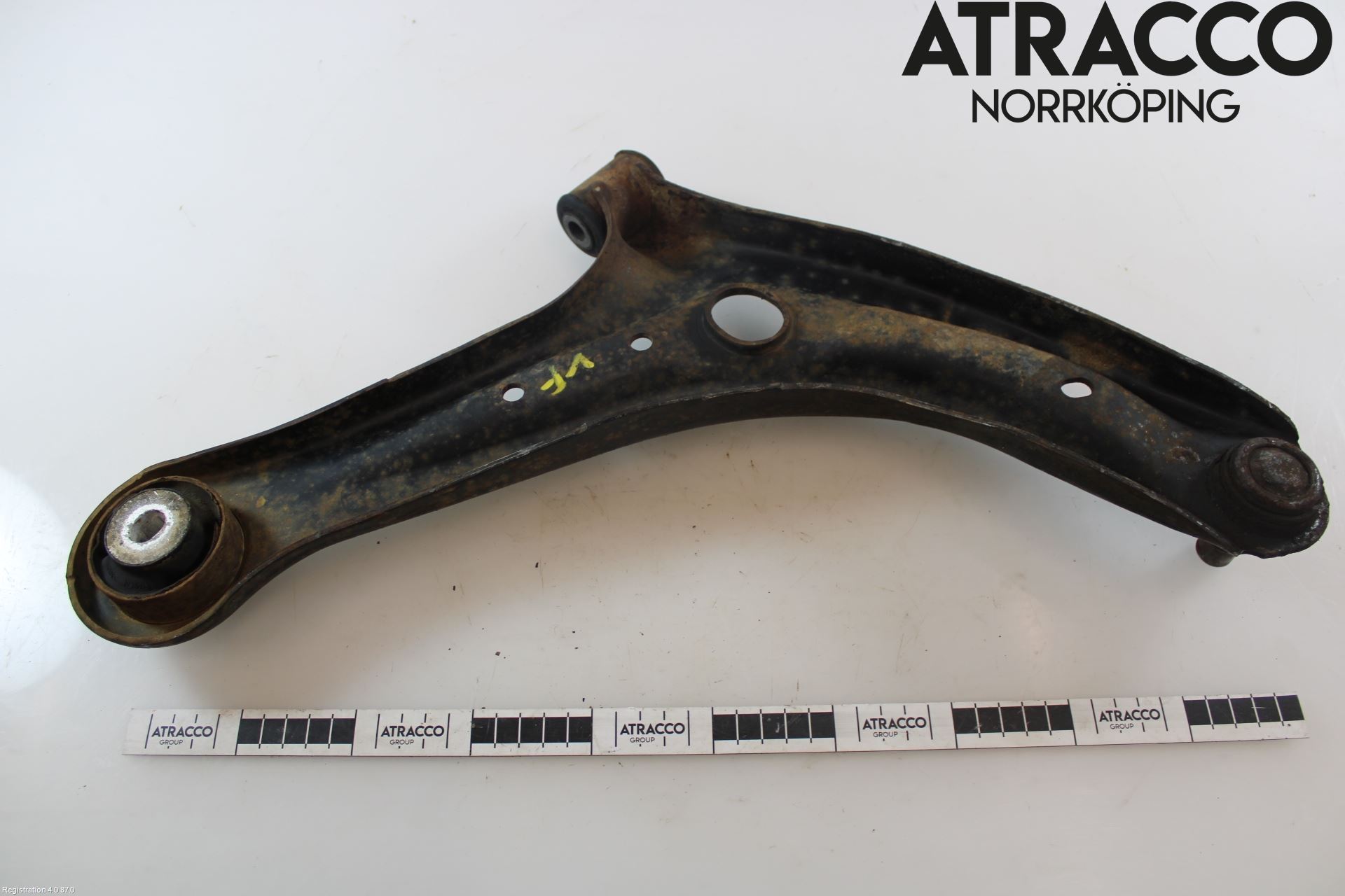 Ford FIESTA 09-12 Bærearm Foran Venstre Nedre