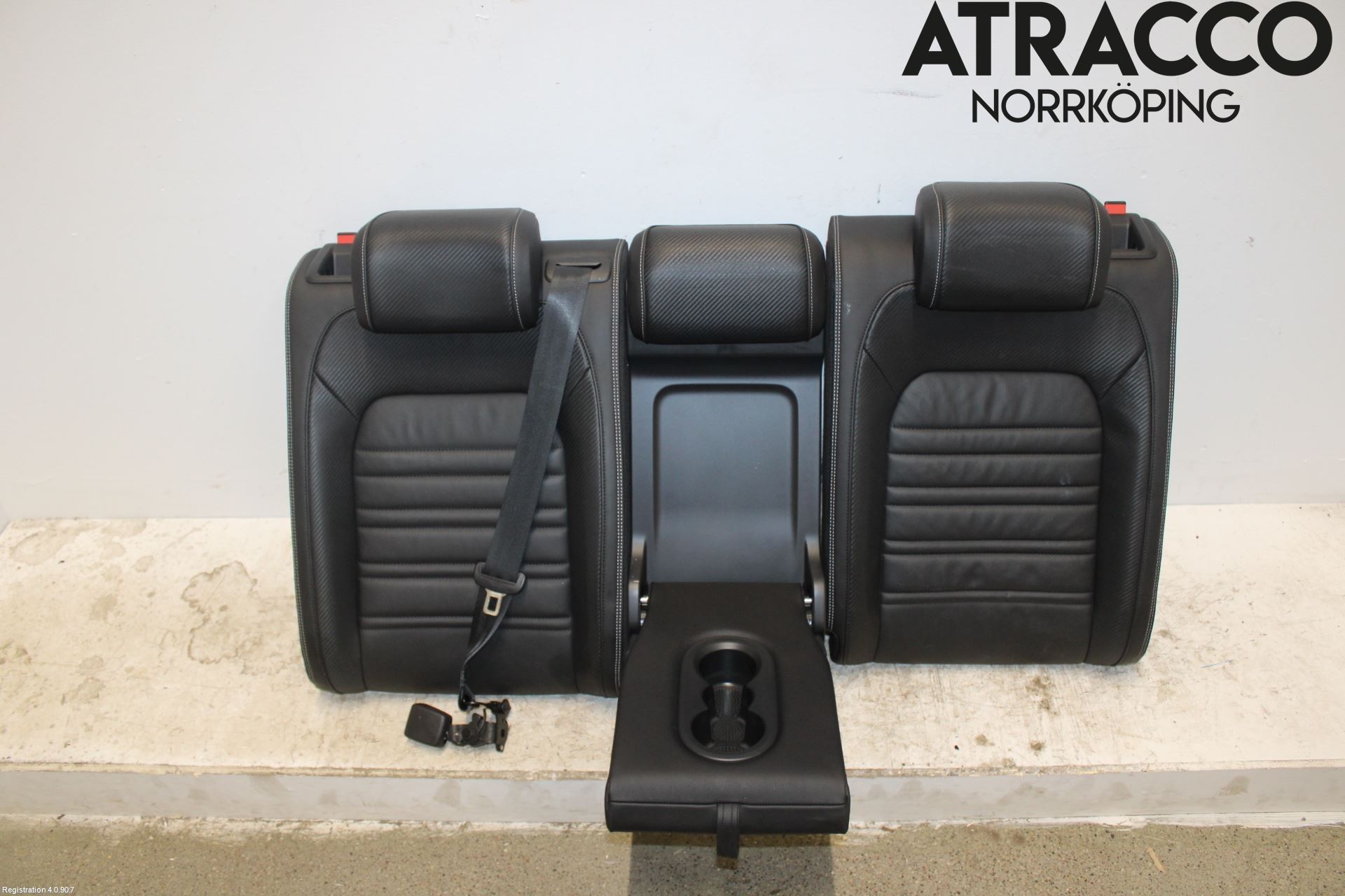 Volkswagen VW PASSAT 20-24 Innr Sete Baksete Kompl