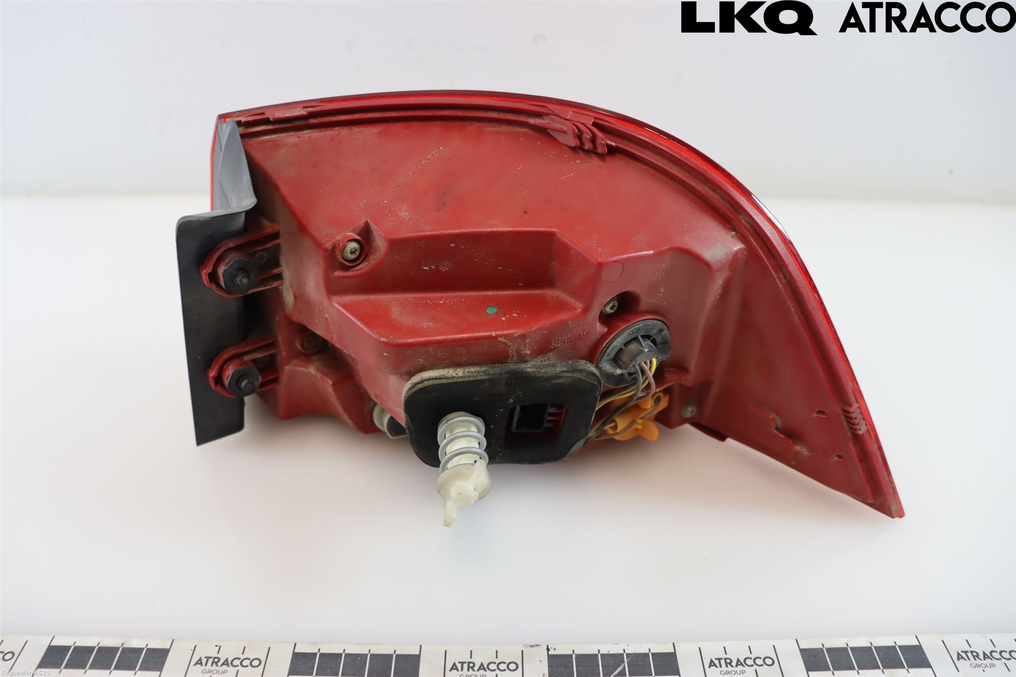 Volkswagen VW PASSAT 11-14 Baklykt Venstre