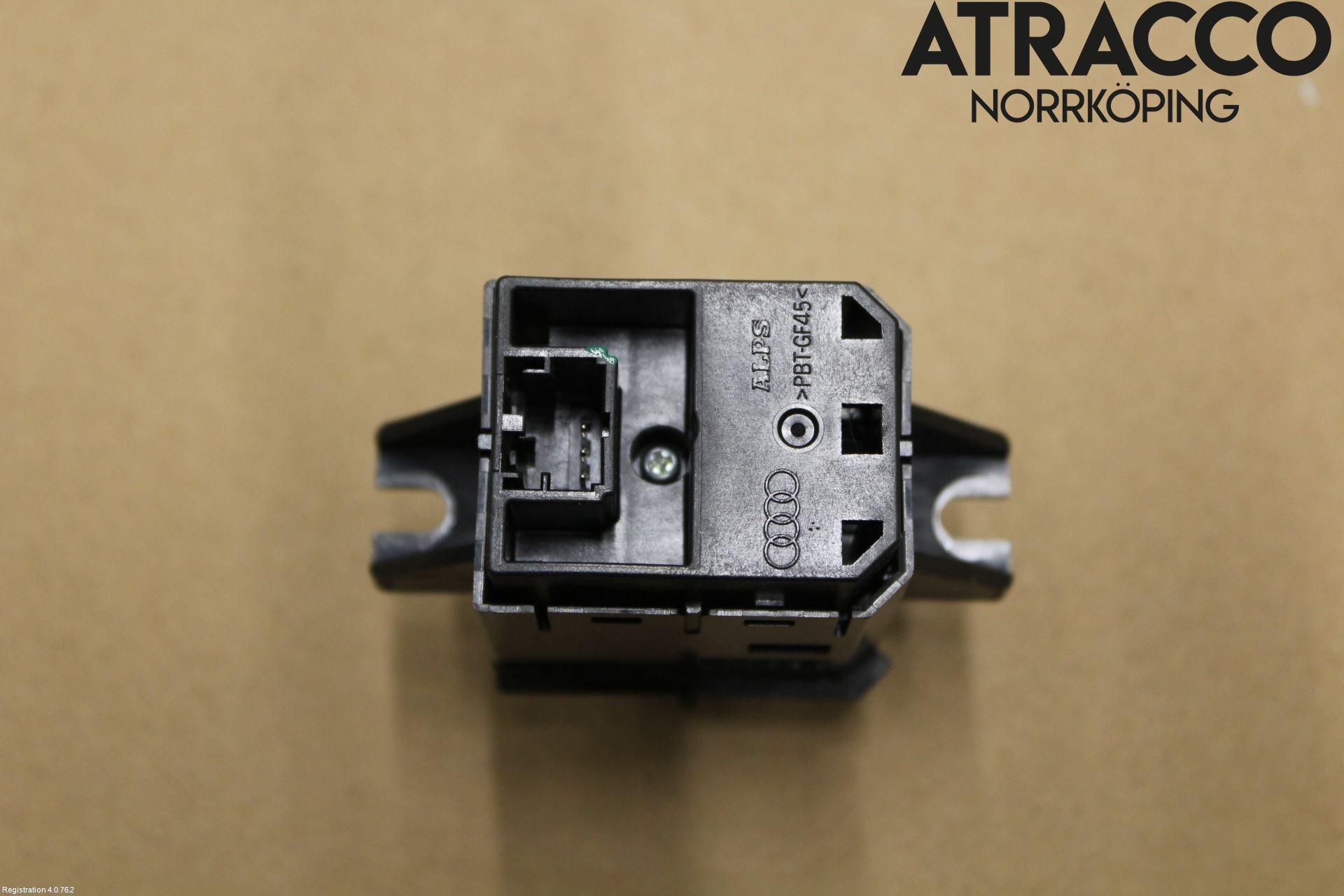 Audi A4/S4 B9 16-19 Bryter Fader Høytalere