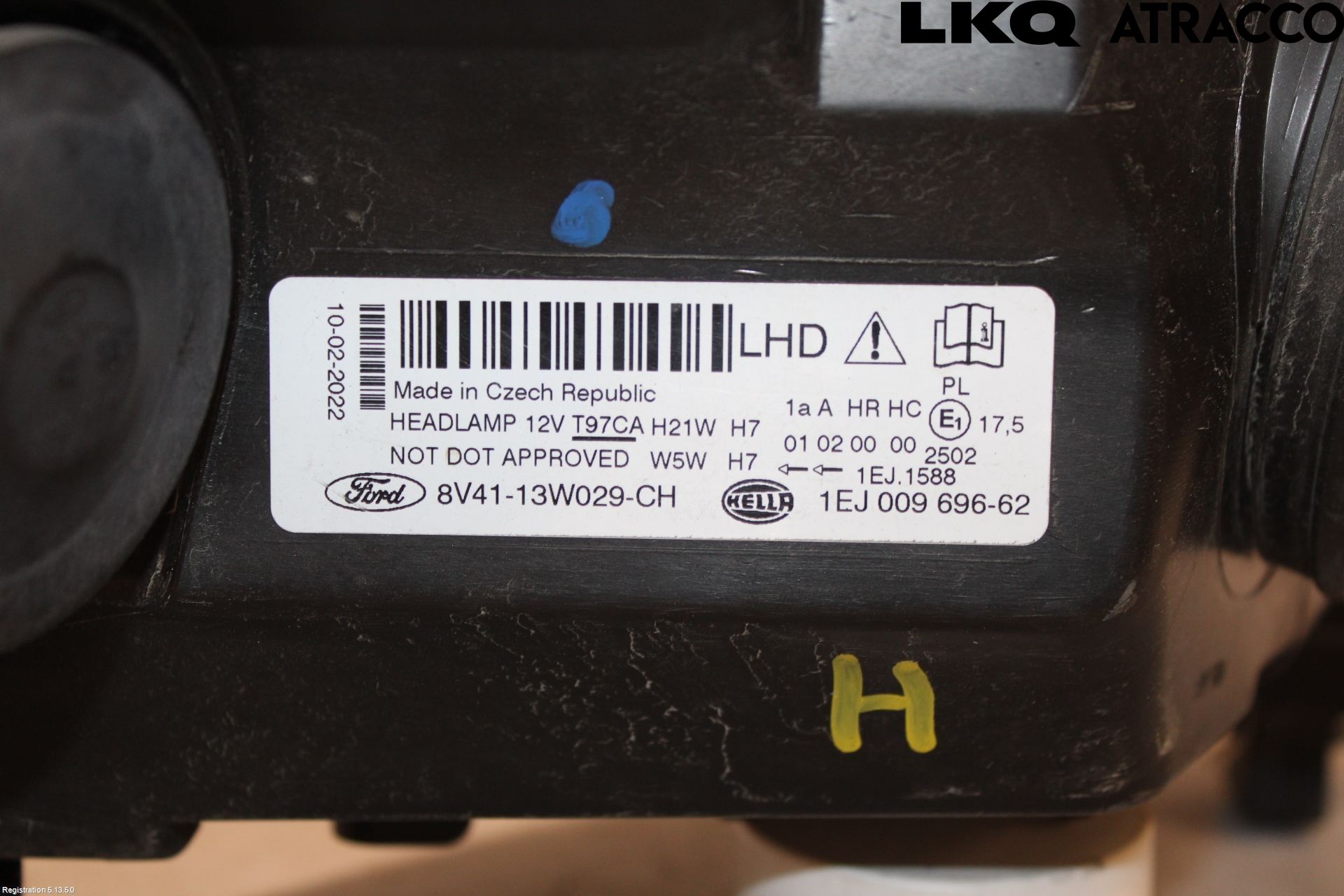 Ford KUGA 08-12 Frontlykt Høyre