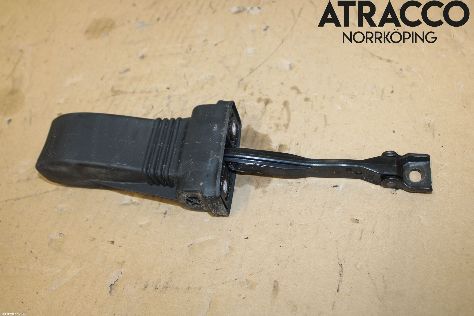 Audi A6 F2/C8 19- Dørstopper