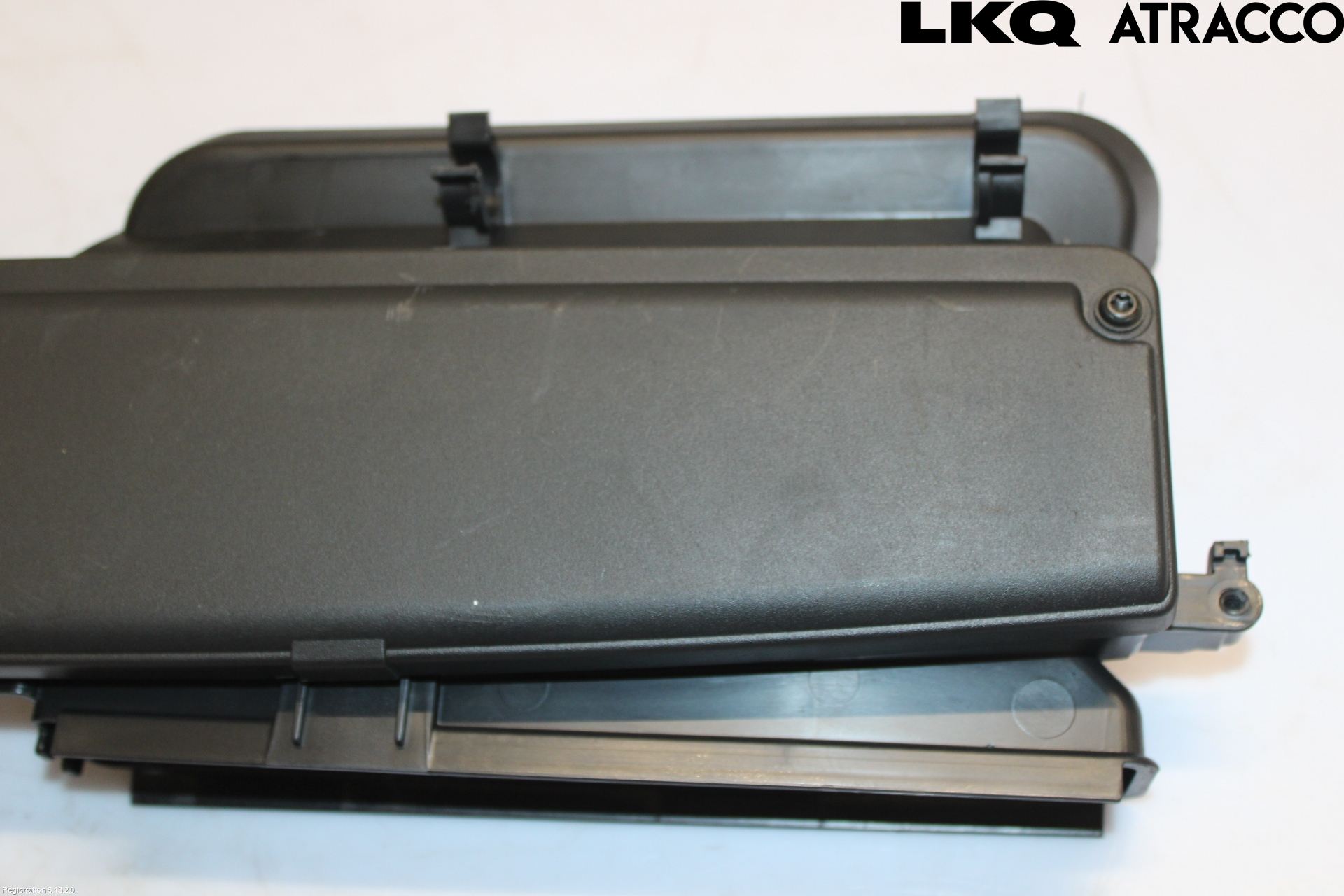 Volkswagen VW GOLF / E-GOLF VIII 20- Luftstyring Front